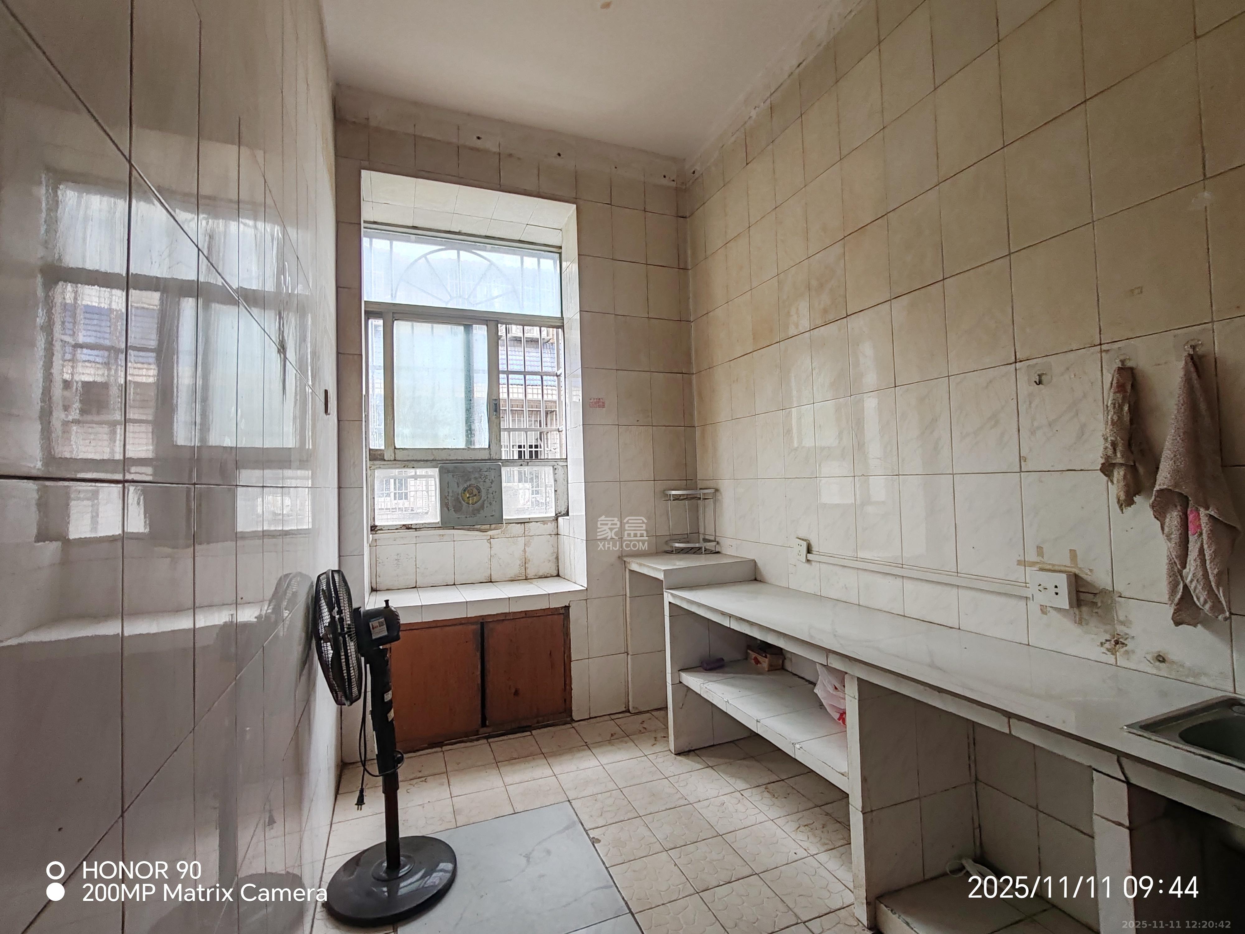 新塘垅小区（高桥物流园）  2室1厅1卫    1200.0元/月室内图