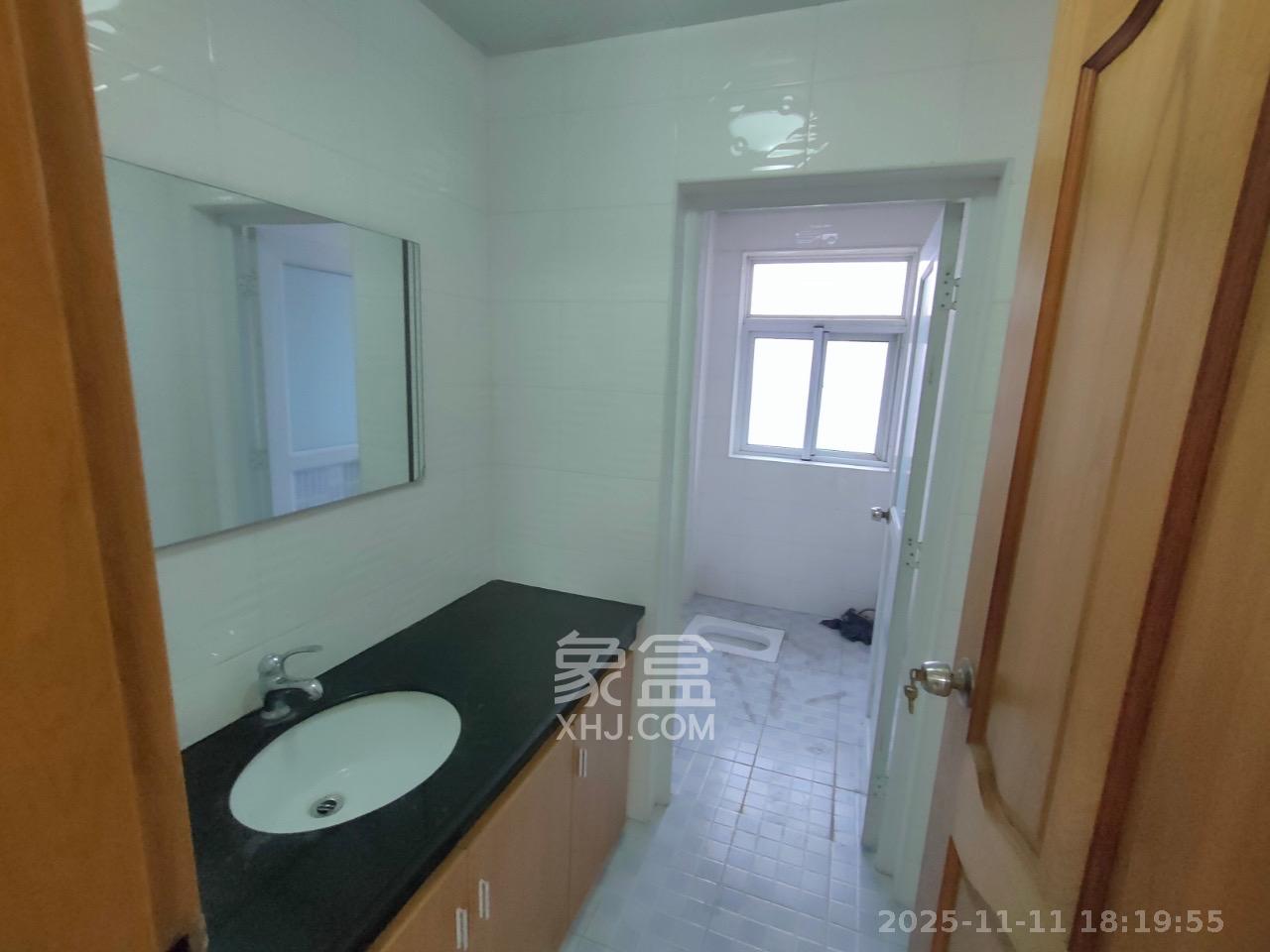 海利科院佳园  3室2厅1卫    2600.0元/月室内图