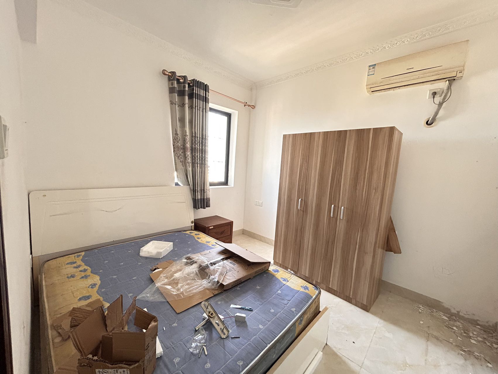 五源河公寓B区 3室2厅2卫 2500.0元/月 五源河公寓B区 3室2厅2卫 2500.0元/月室内图