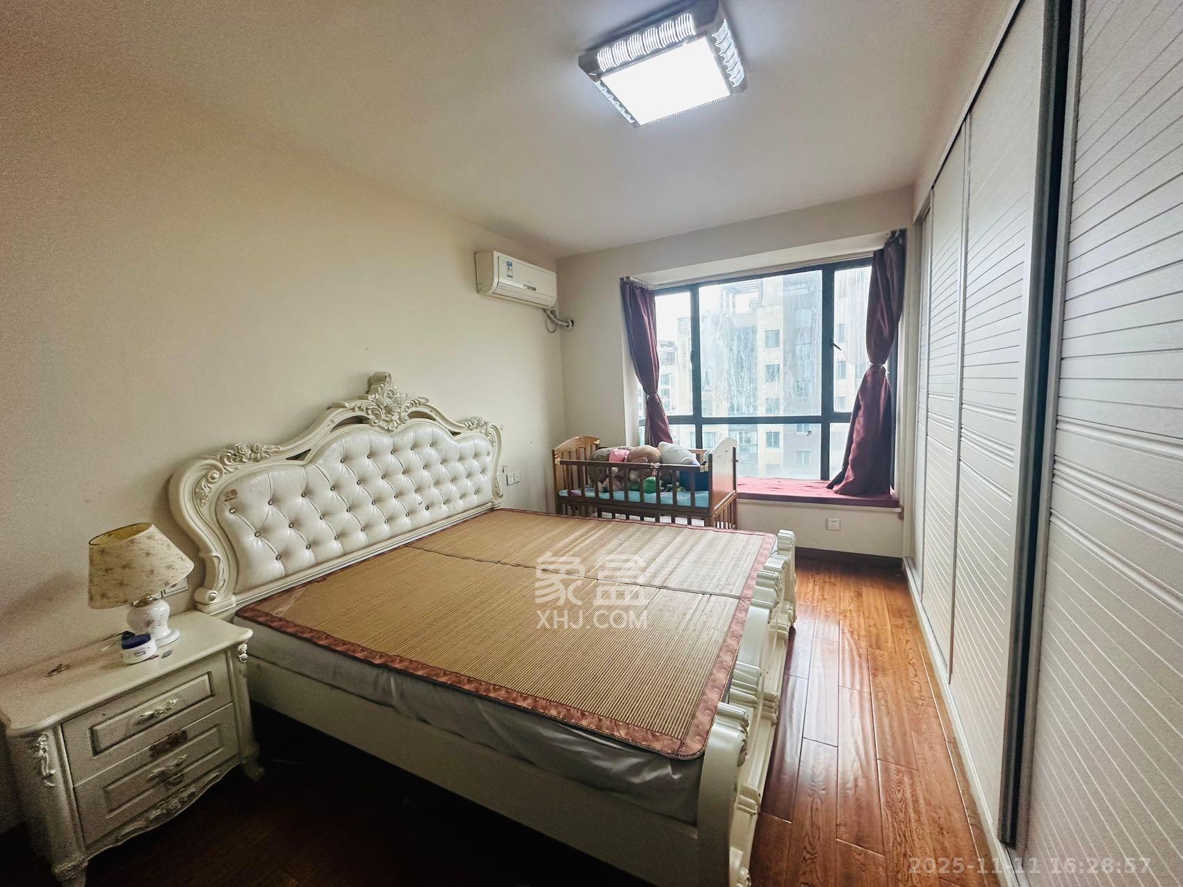 西子花苑  3室1厅1卫    3000.0元/月室内图