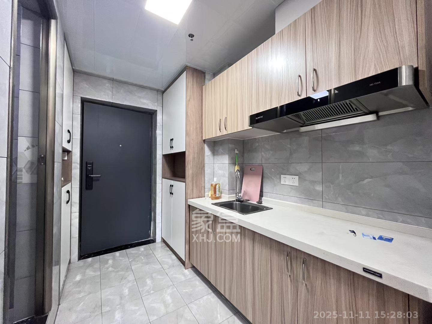 芙蓉万国城MOMA（卓越汇富苑）  2室1厅1卫    1700.0元/月室内图