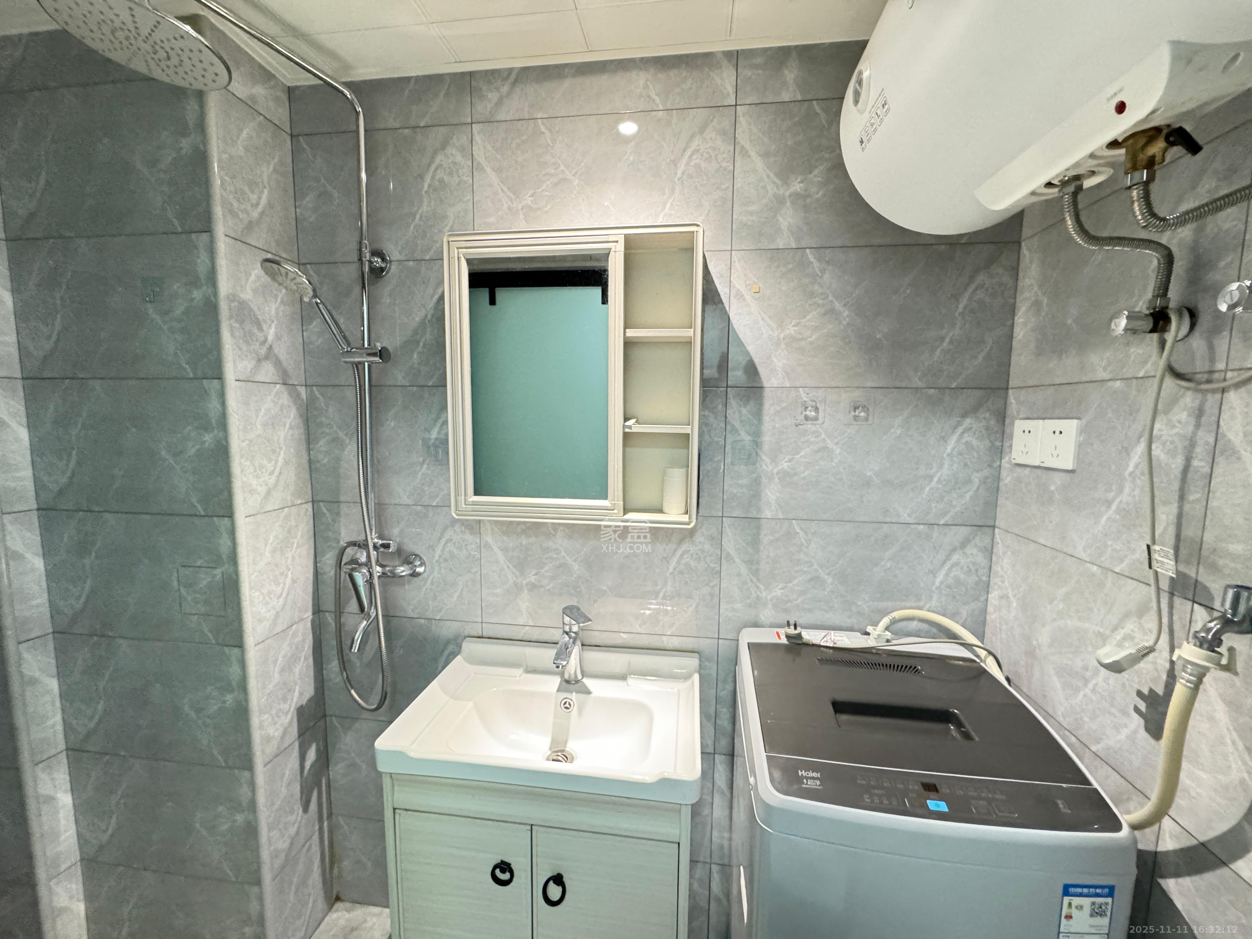 保利麓谷林语I区 1室1厅1卫 1500.0元/月 保利麓谷林语I区 1室1厅1卫 1500.0元/月室内图