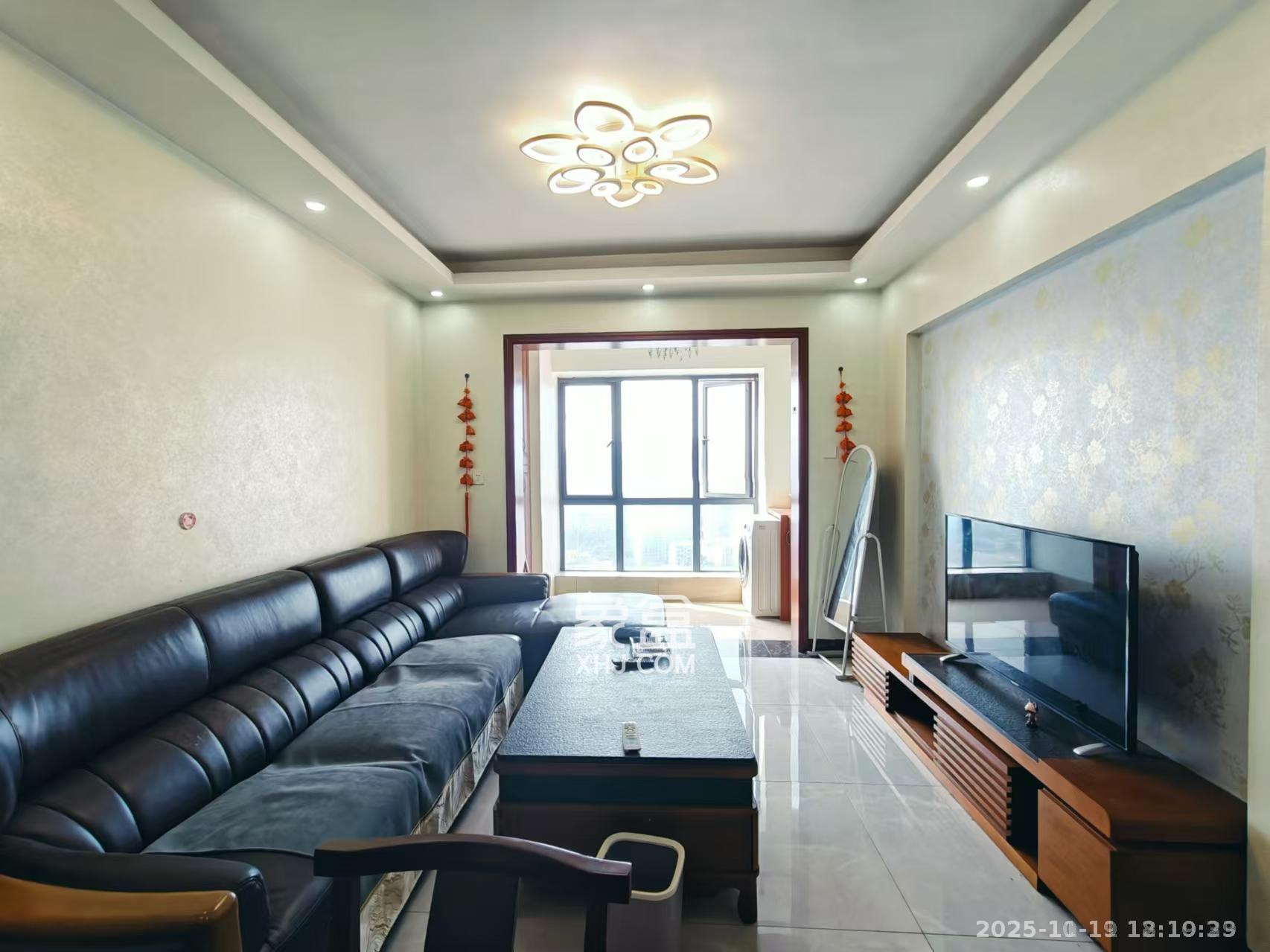 叠彩兰亭 3室2厅2卫 2600.0元/月 叠彩兰亭 3室2厅2卫 2600.0元/月室内图