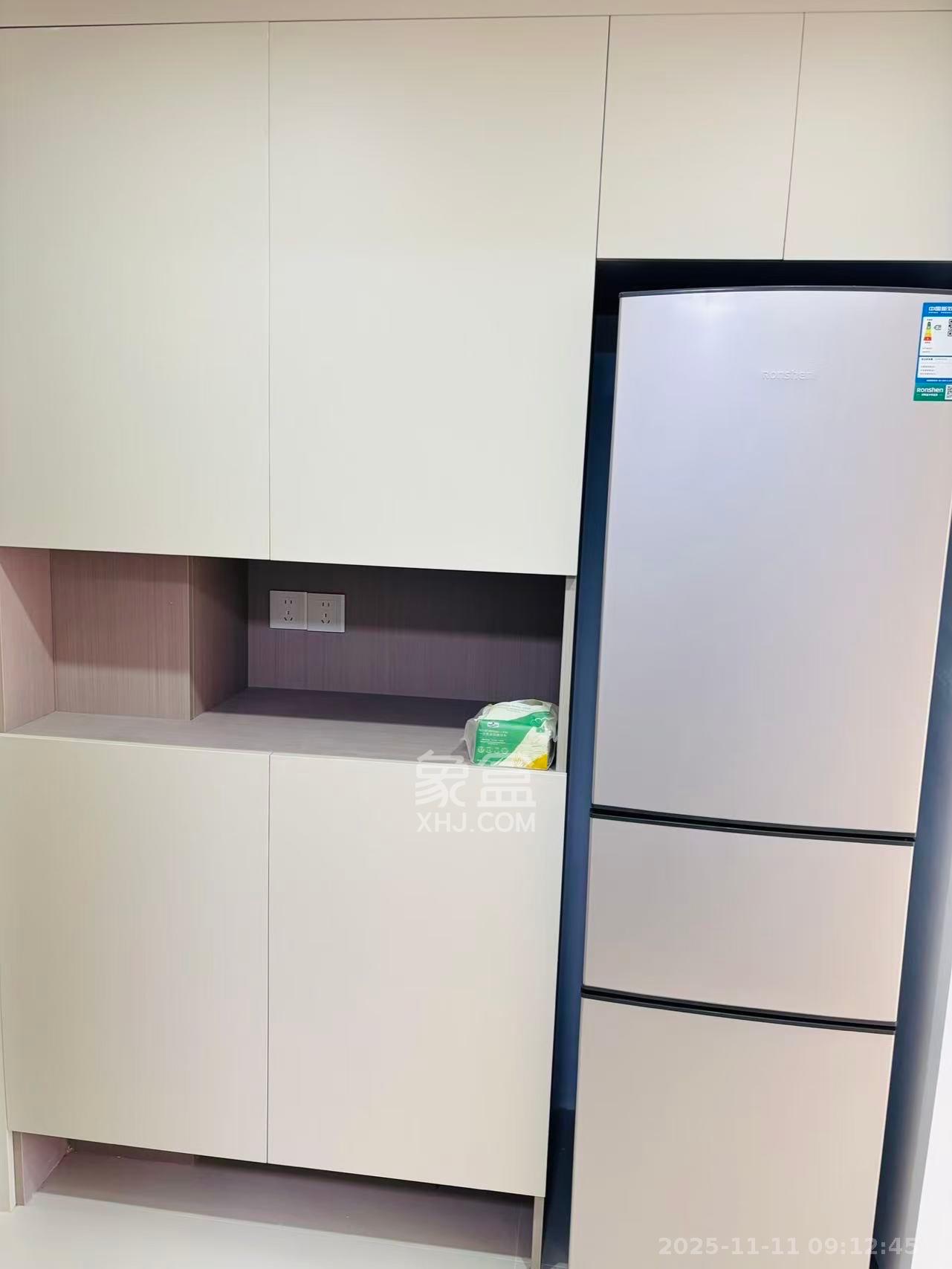 龙湖铂金岛 1室1厅1卫 2600.0元/月 龙湖铂金岛 1室1厅1卫 2600.0元/月室内图