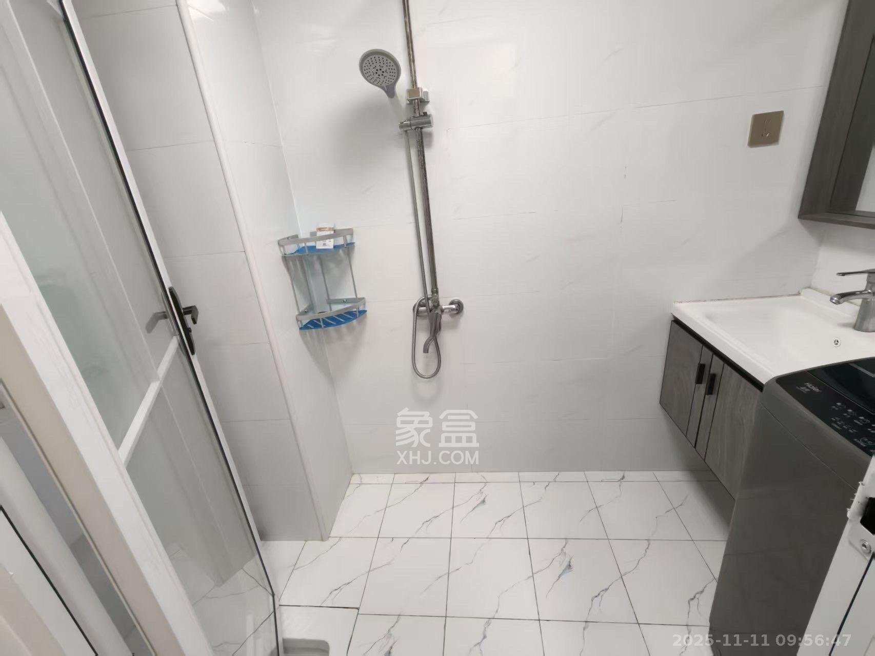 新城悦隽公园  1室1厅1卫    1200.0元/月室内图