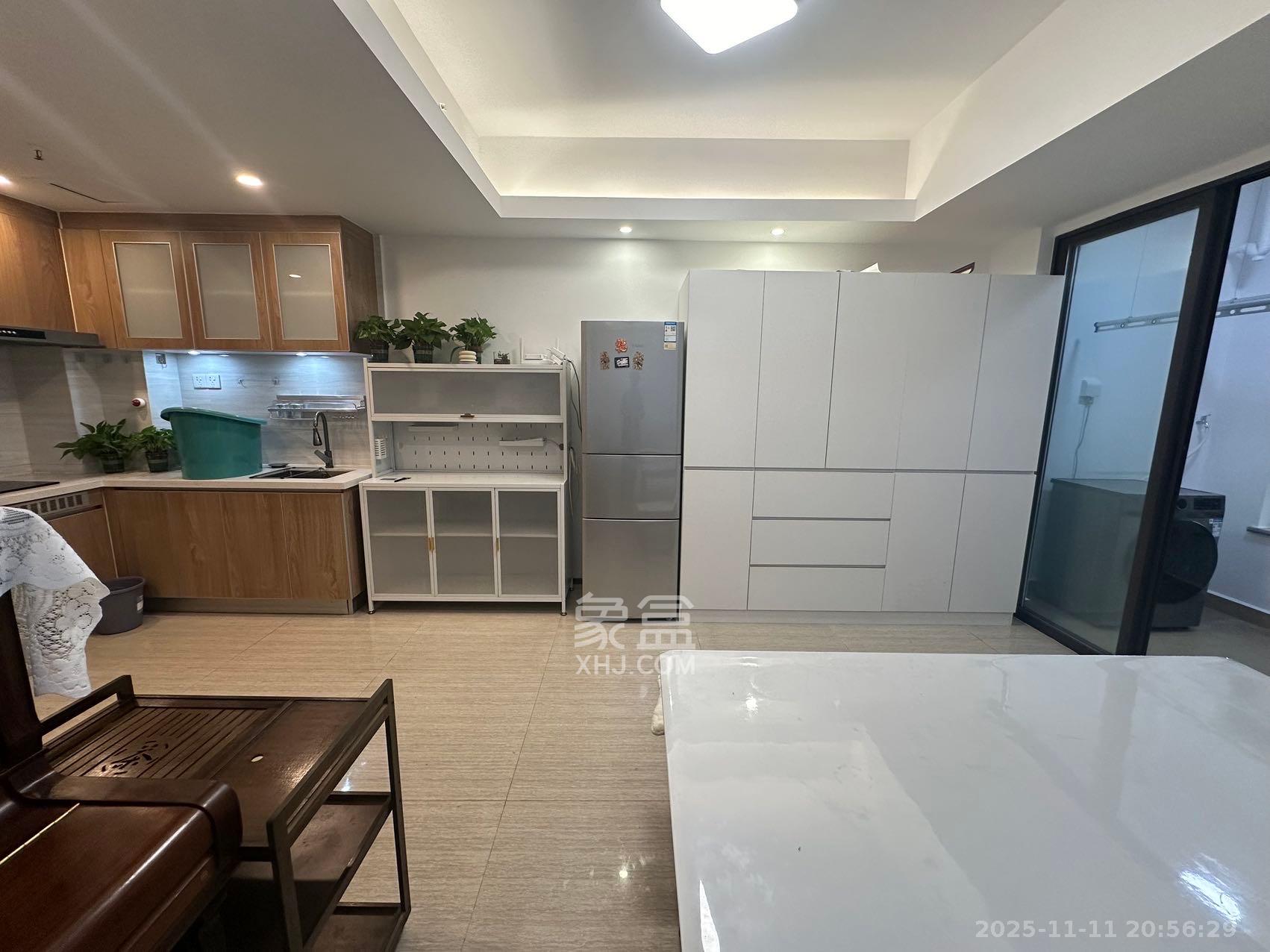 奥林匹克花园贡院三期  1室0厅0卫    1300.0元/月室内图