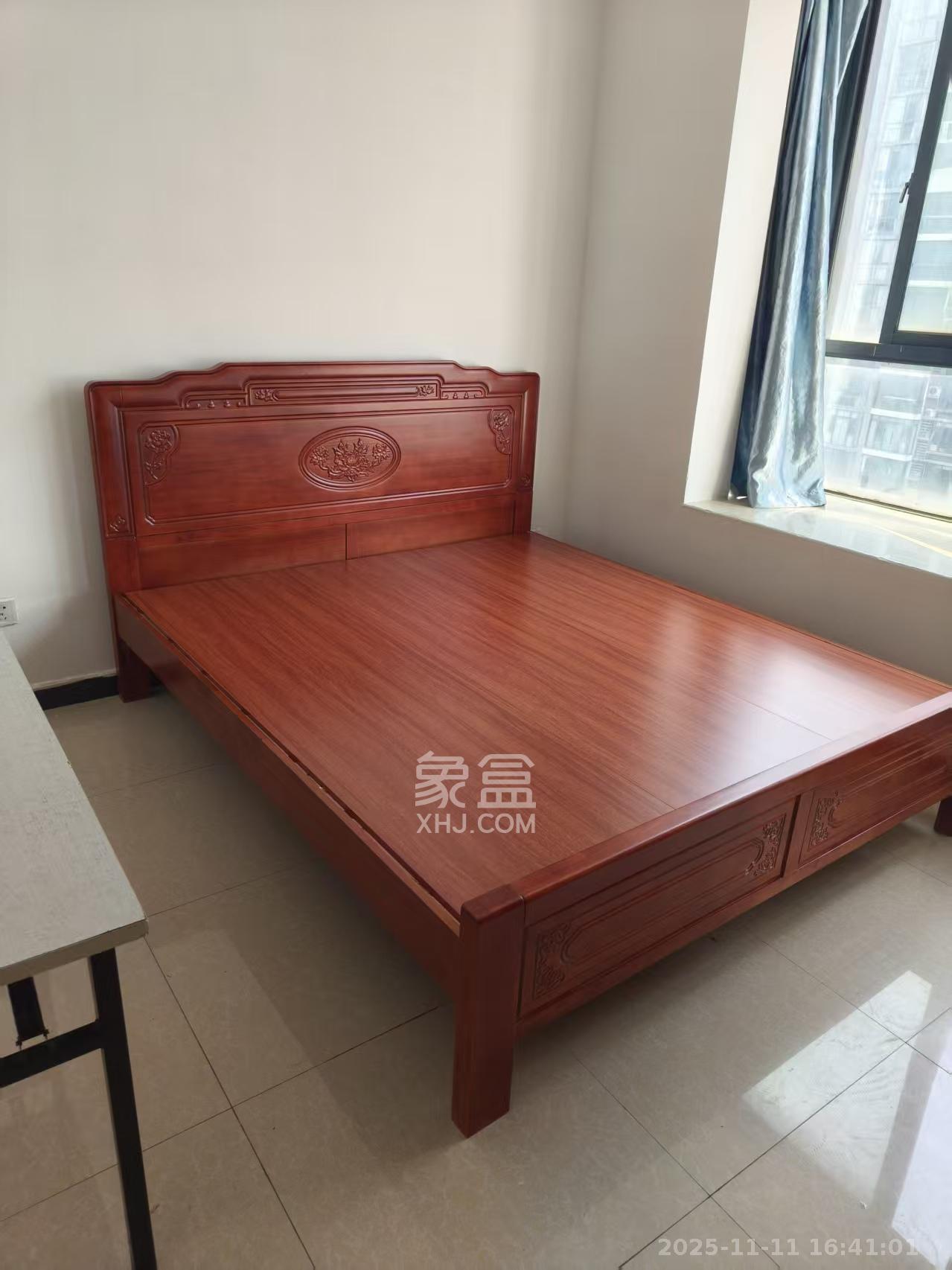 湘江世纪城咏江苑  3室2厅2卫    2200.0元/月室内图