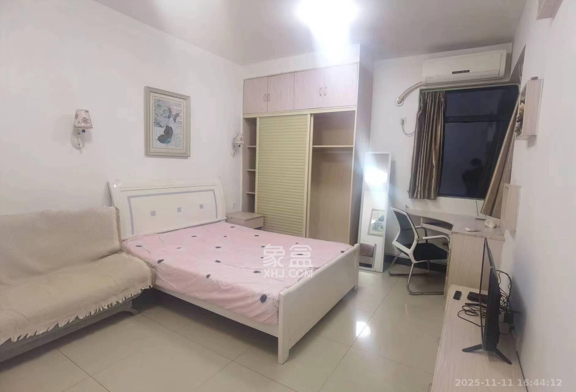 枫林家园  1室1厅1卫    1600.0元/月室内图