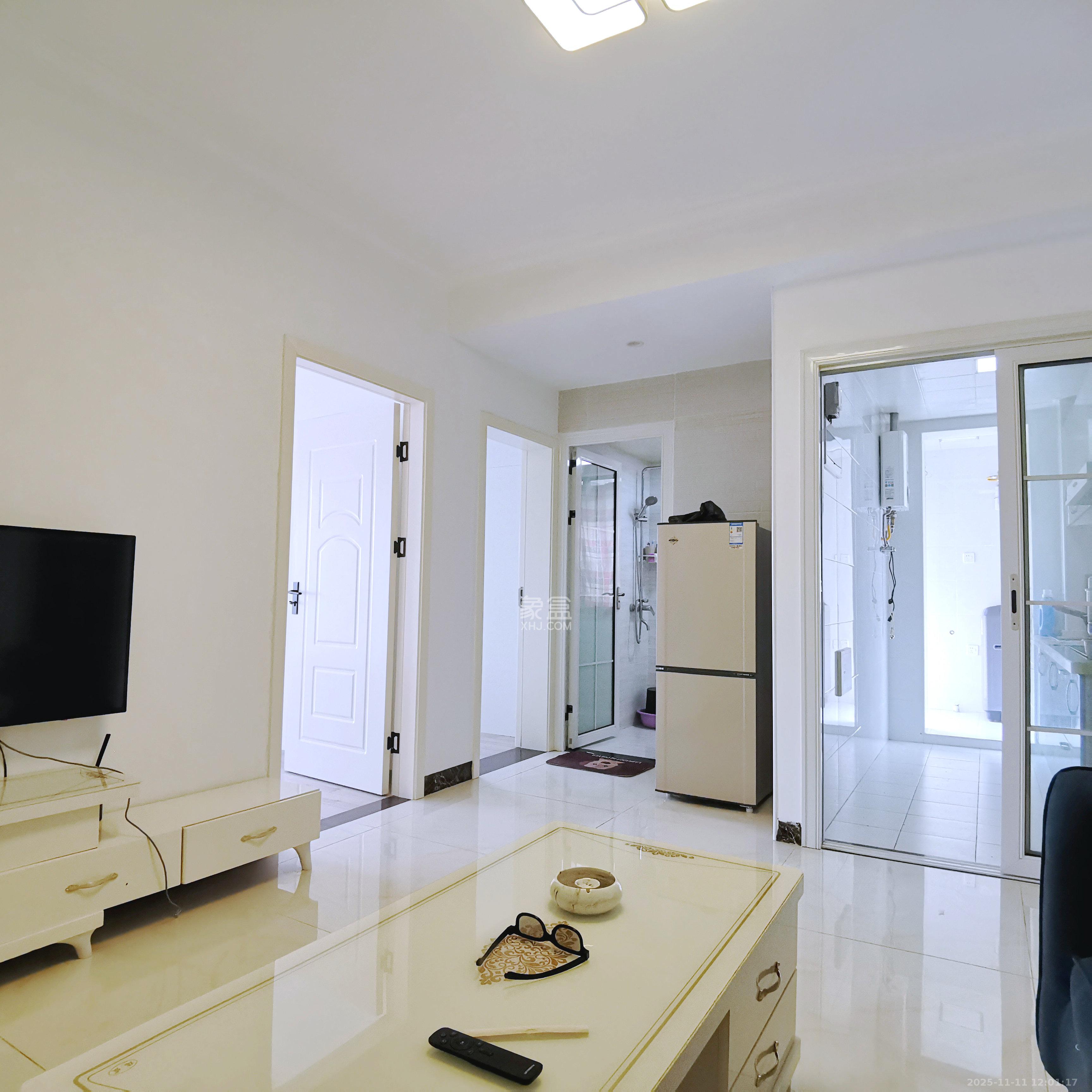 保利西海岸B区  2室2厅1卫    2800.0元/月室内图