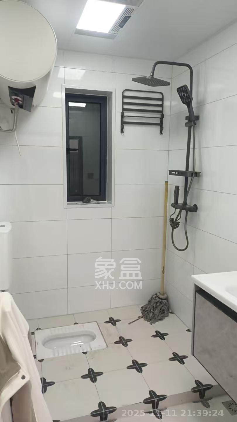 八一路散盘  1室0厅0卫    2200.0元/月室内图