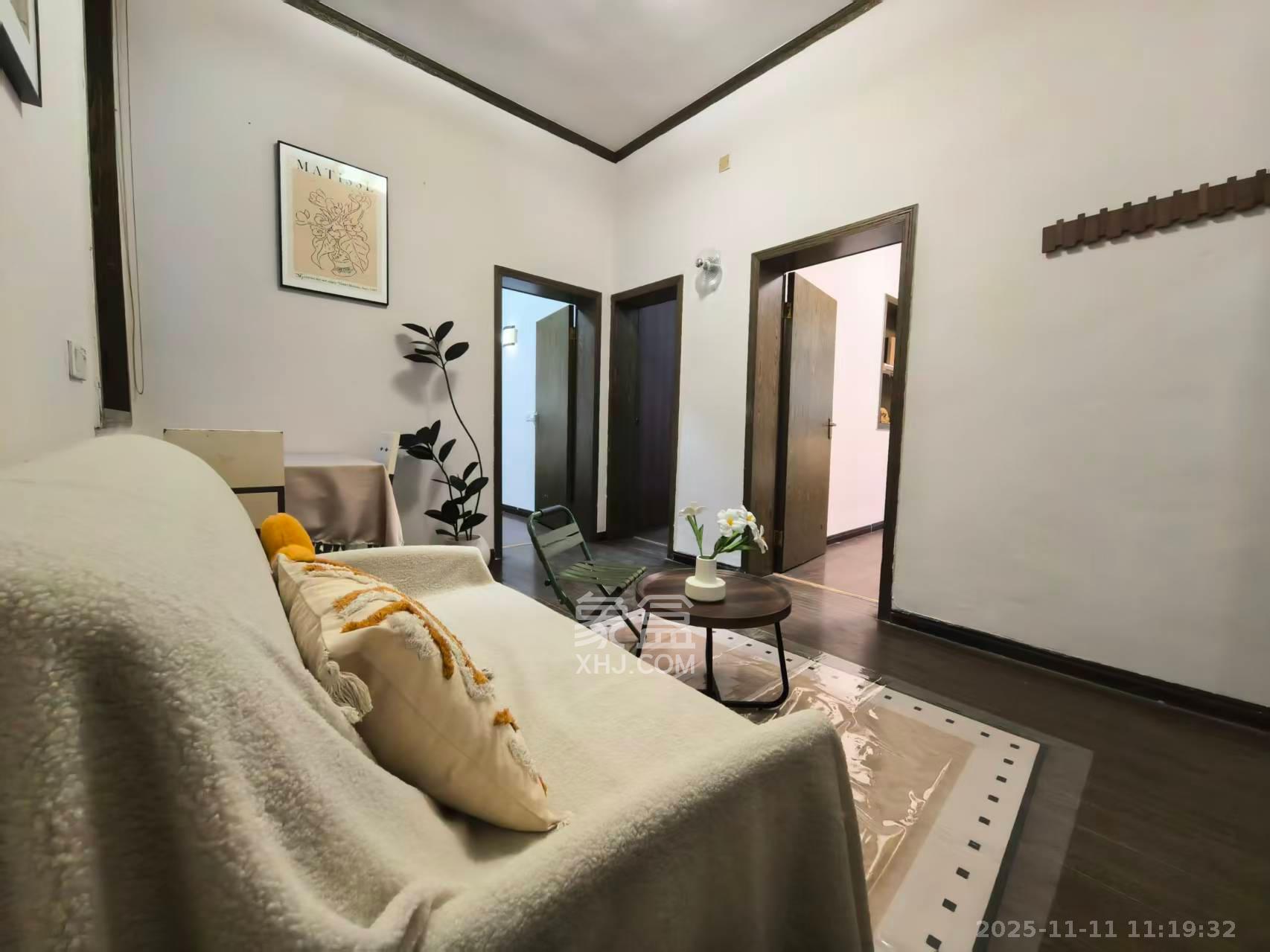 省水院宿舍  3室1厅1卫    2500.0元/月室内图