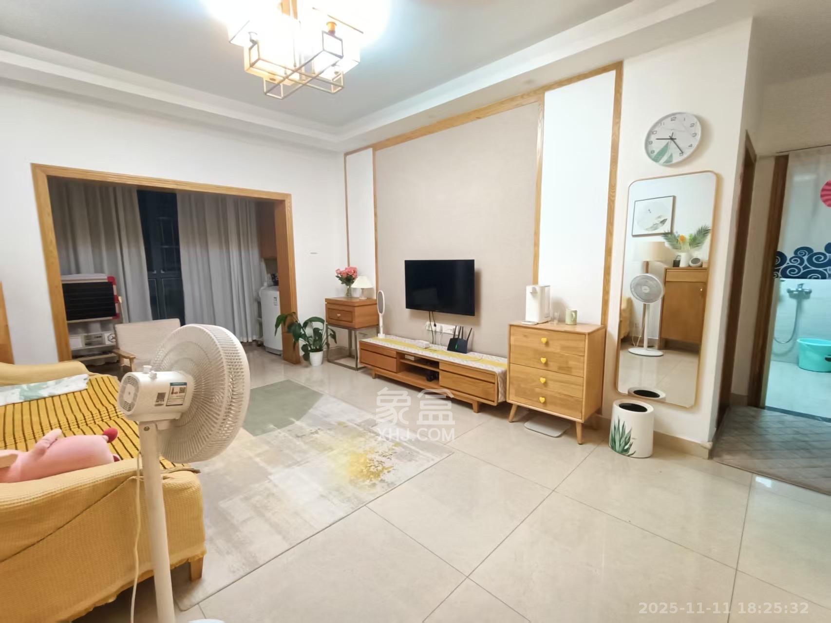 山水湾  2室2厅1卫    2000.0元/月室内图