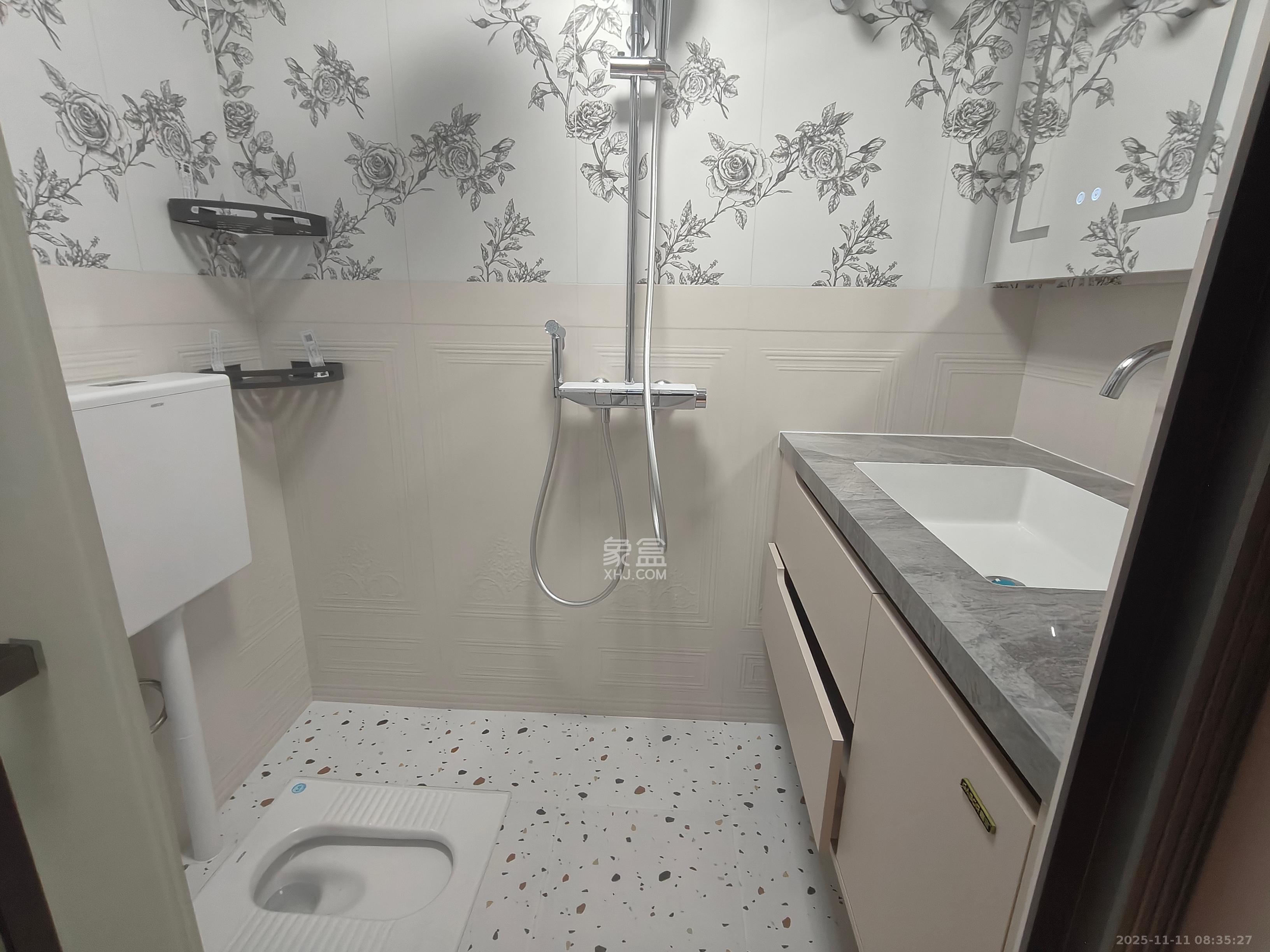 恒大誉府(融誉商业中心) 1室0厅0卫 1800.0元/月 恒大誉府(融誉商业中心) 1室0厅0卫 1800.0元/月室内图