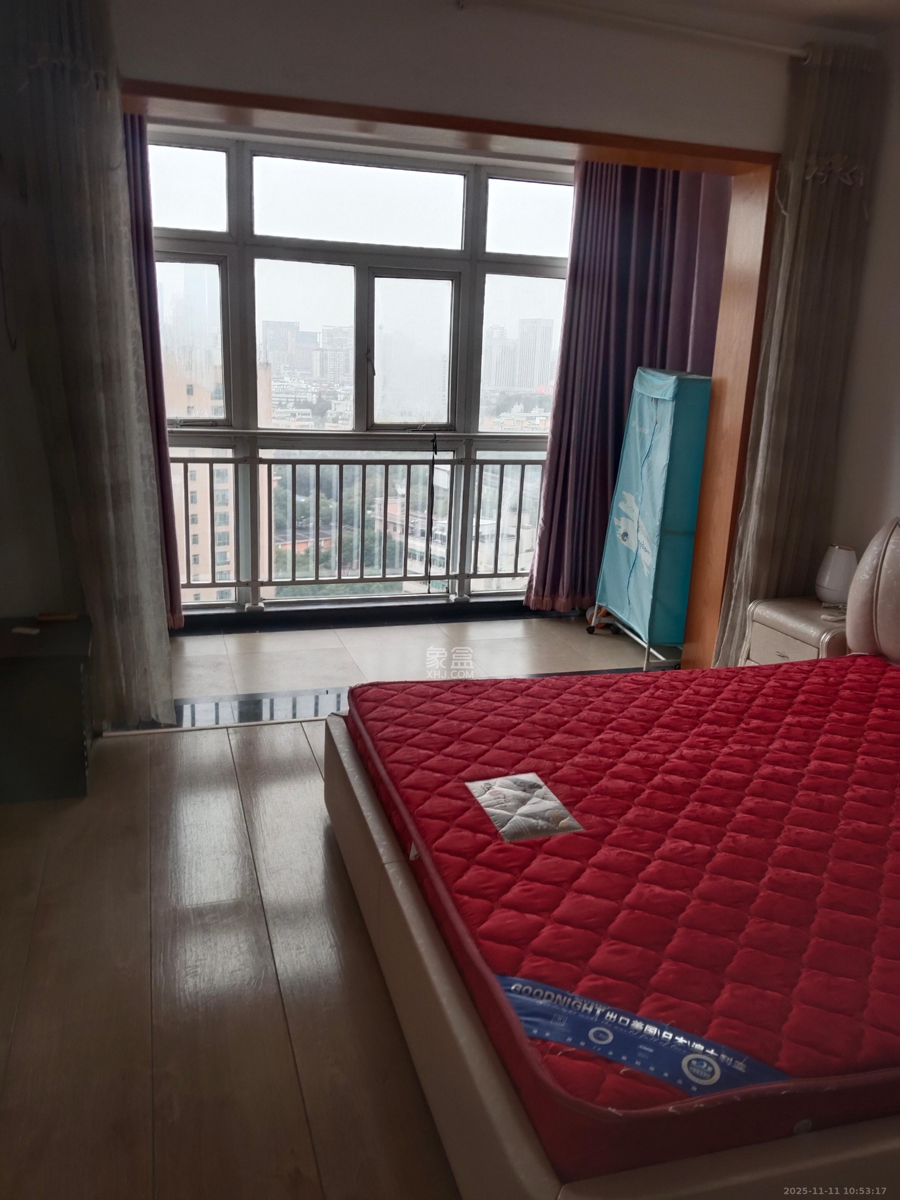 宏泽佳园  5室2厅3卫    4000.0元/月室内图