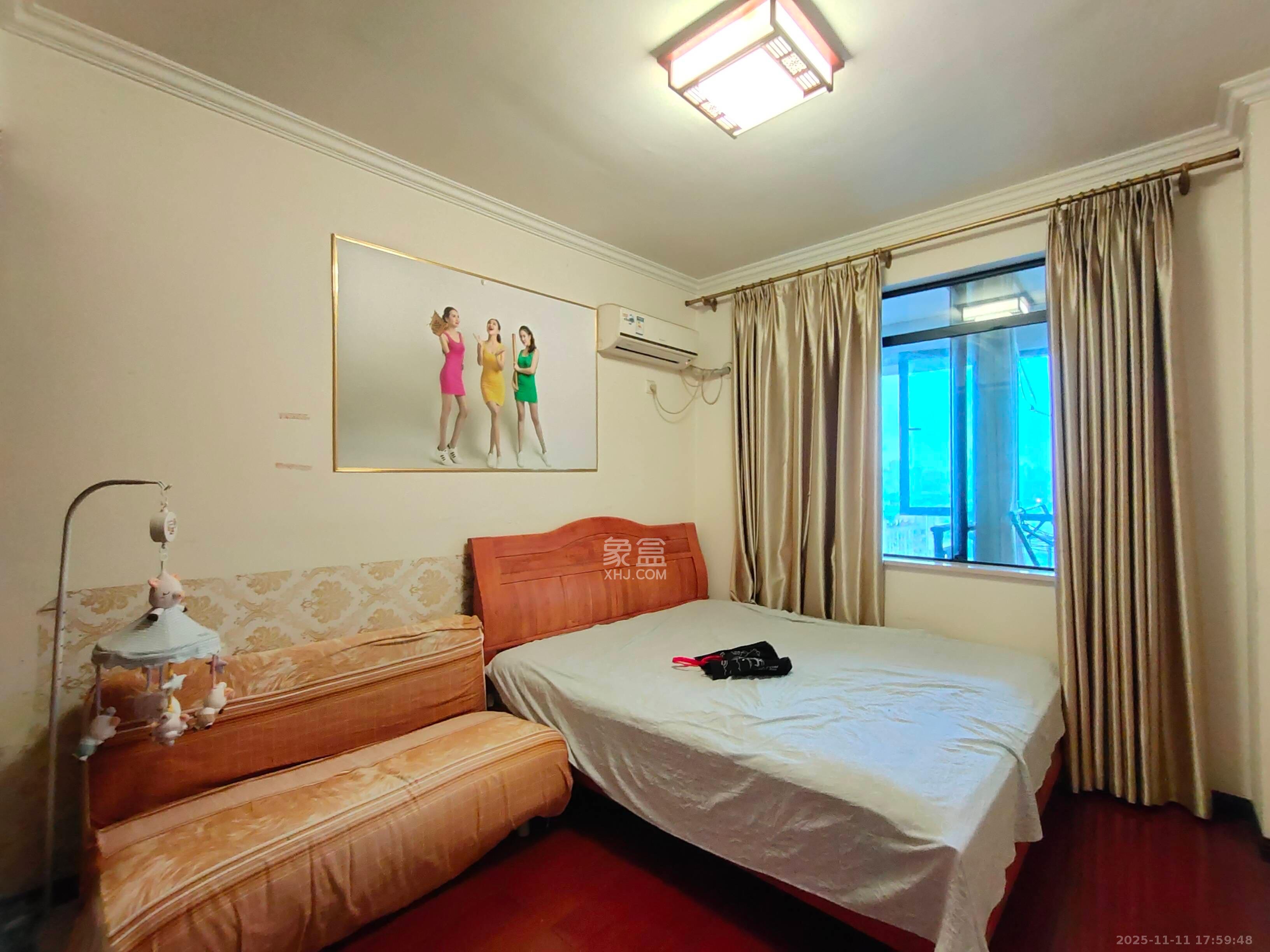 融圣国际  3室2厅2卫    3800.0元/月室内图