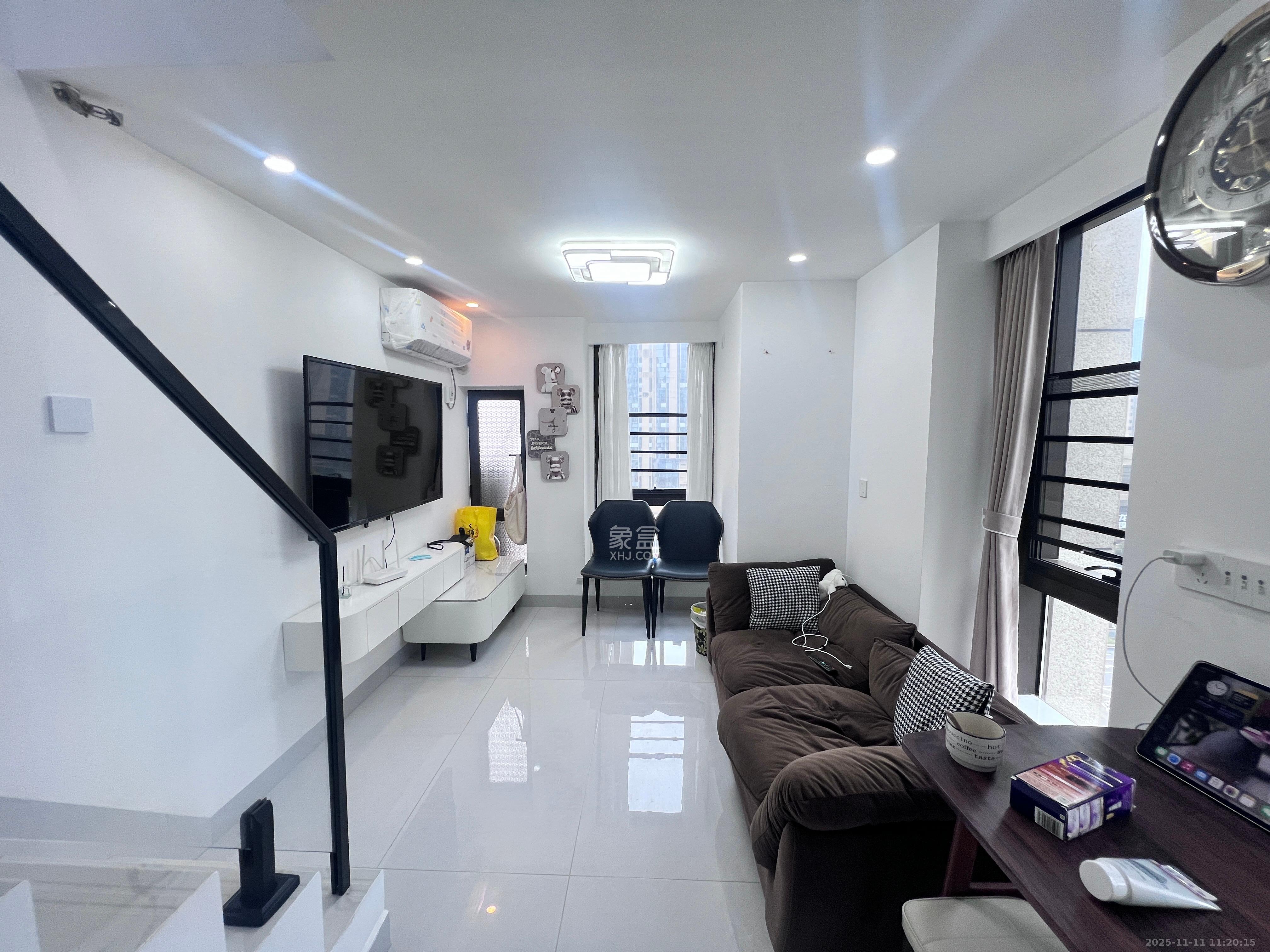 珠江花城好世界 1室1厅1卫 2300.0元/月 珠江花城好世界 1室1厅1卫 2300.0元/月室内图