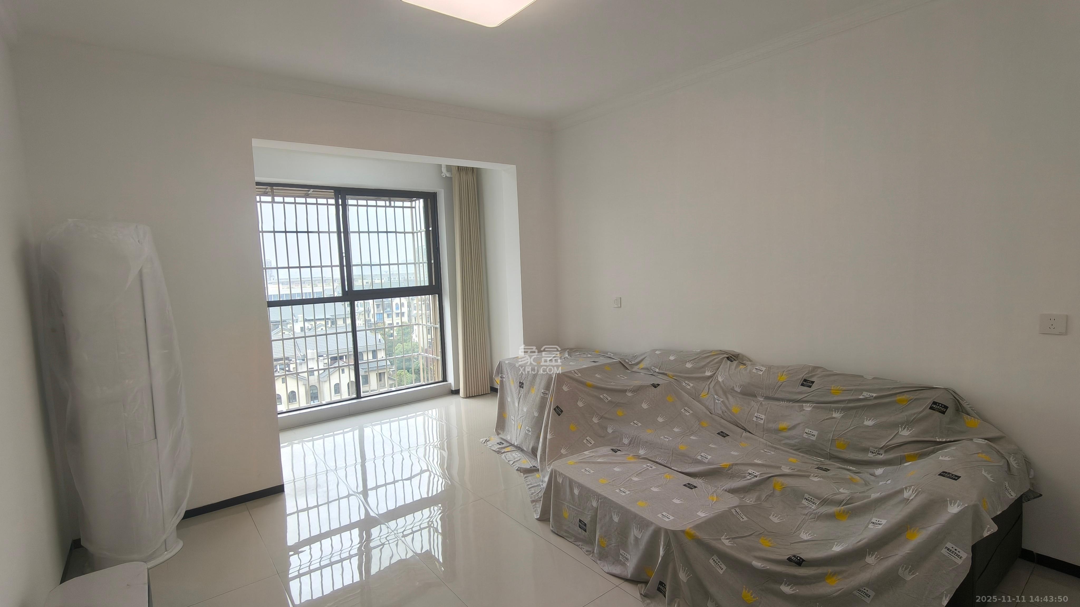 艾美潇湘 3室1厅2卫 1850.0元/月 艾美潇湘 3室1厅2卫 1850.0元/月室内图