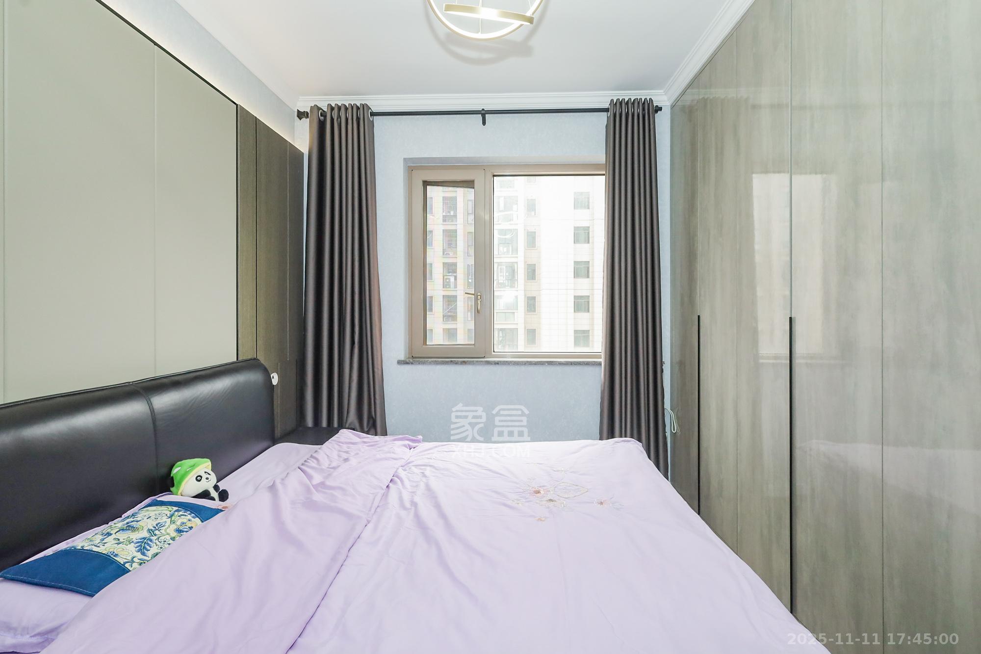 阳光丽城二期  4室2厅2卫    188.0万卧室