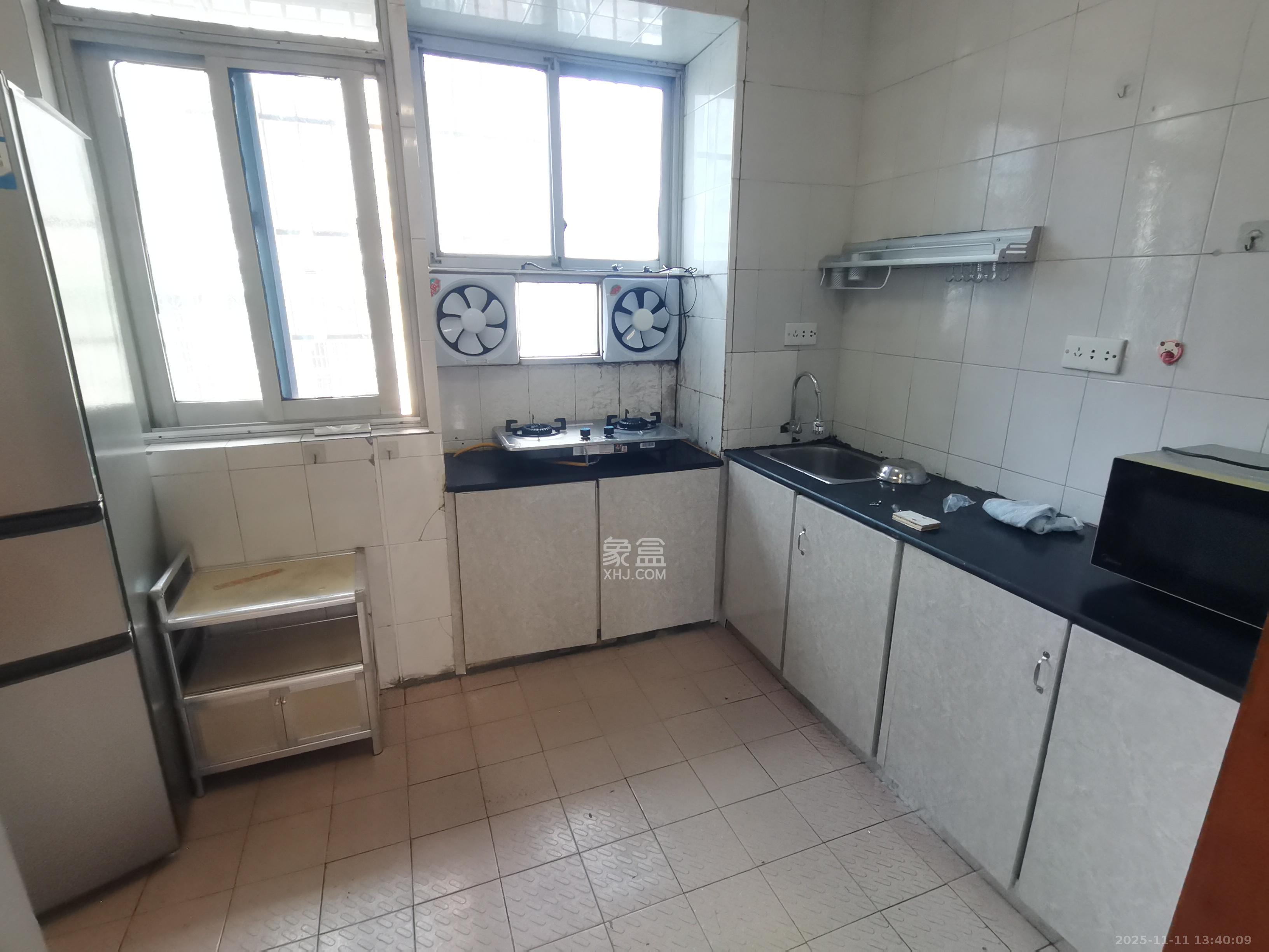 长鑫美树园 2室1厅1卫 1400.0元/月 长鑫美树园 2室1厅1卫 1400.0元/月室内图