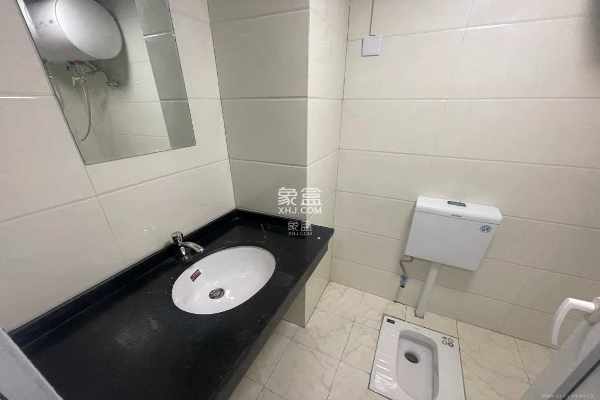 香樟兰亭(朗峰苑) 1室1厅1卫 1400.0元/月 香樟兰亭(朗峰苑) 1室1厅1卫 1400.0元/月室内图