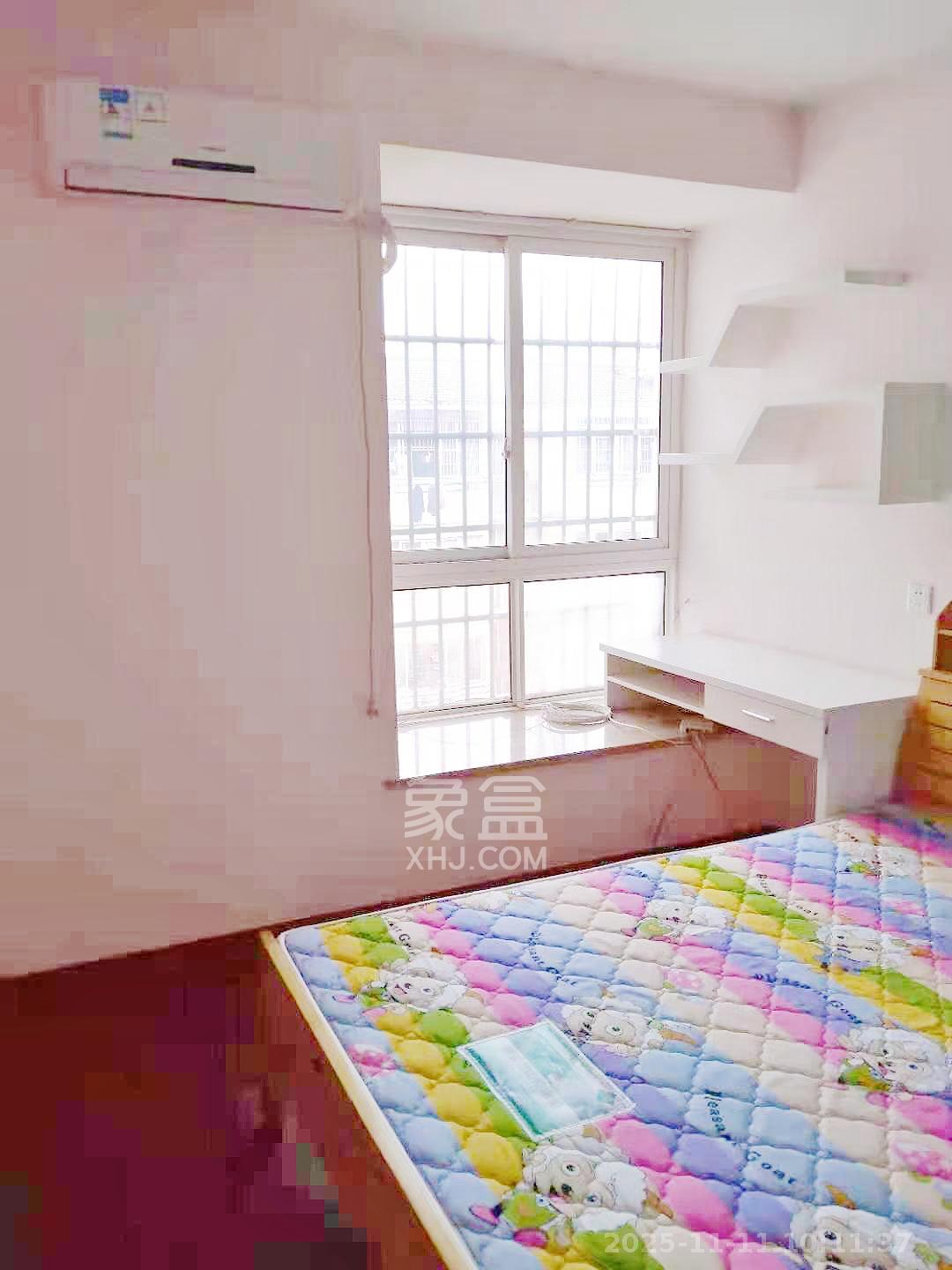 德润园  2室2厅1卫    1600.0元/月室内图