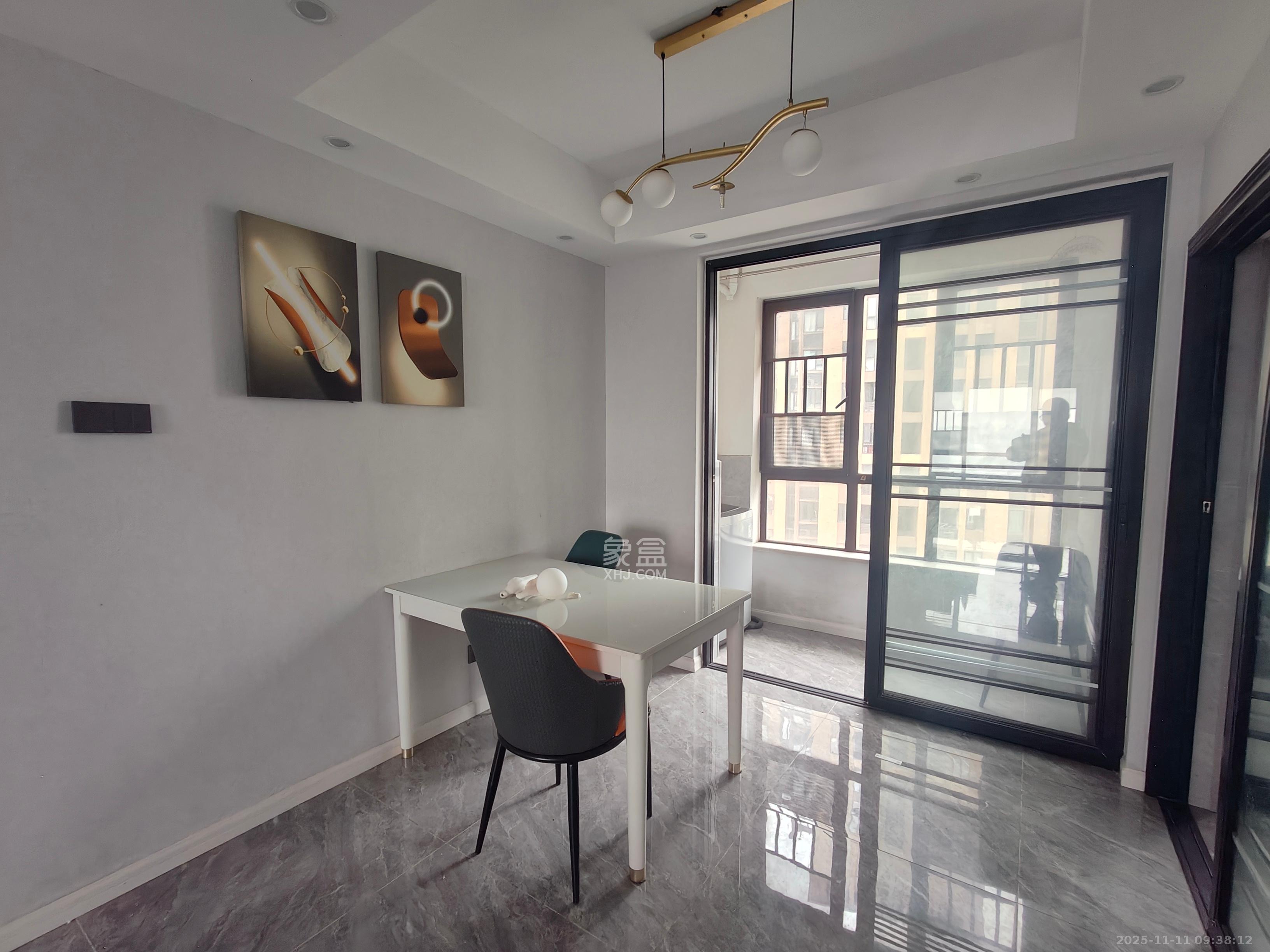 金地三千府（金地湖山樾、金地自在城）  3室2厅1卫    2000.0元/月室内图