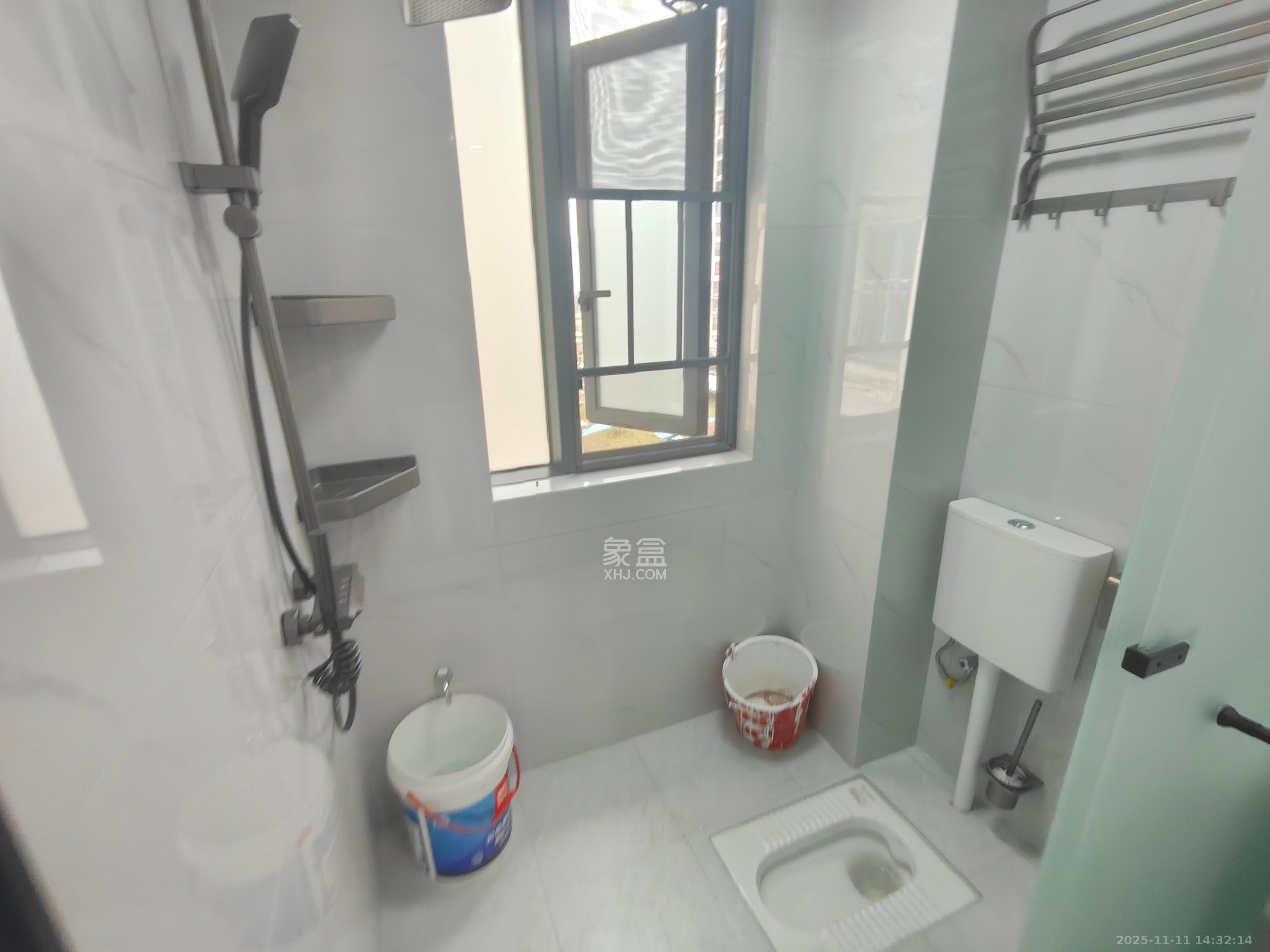 和景家园二期 2室1厅1卫 1900.0元/月 和景家园二期 2室1厅1卫 1900.0元/月室内图