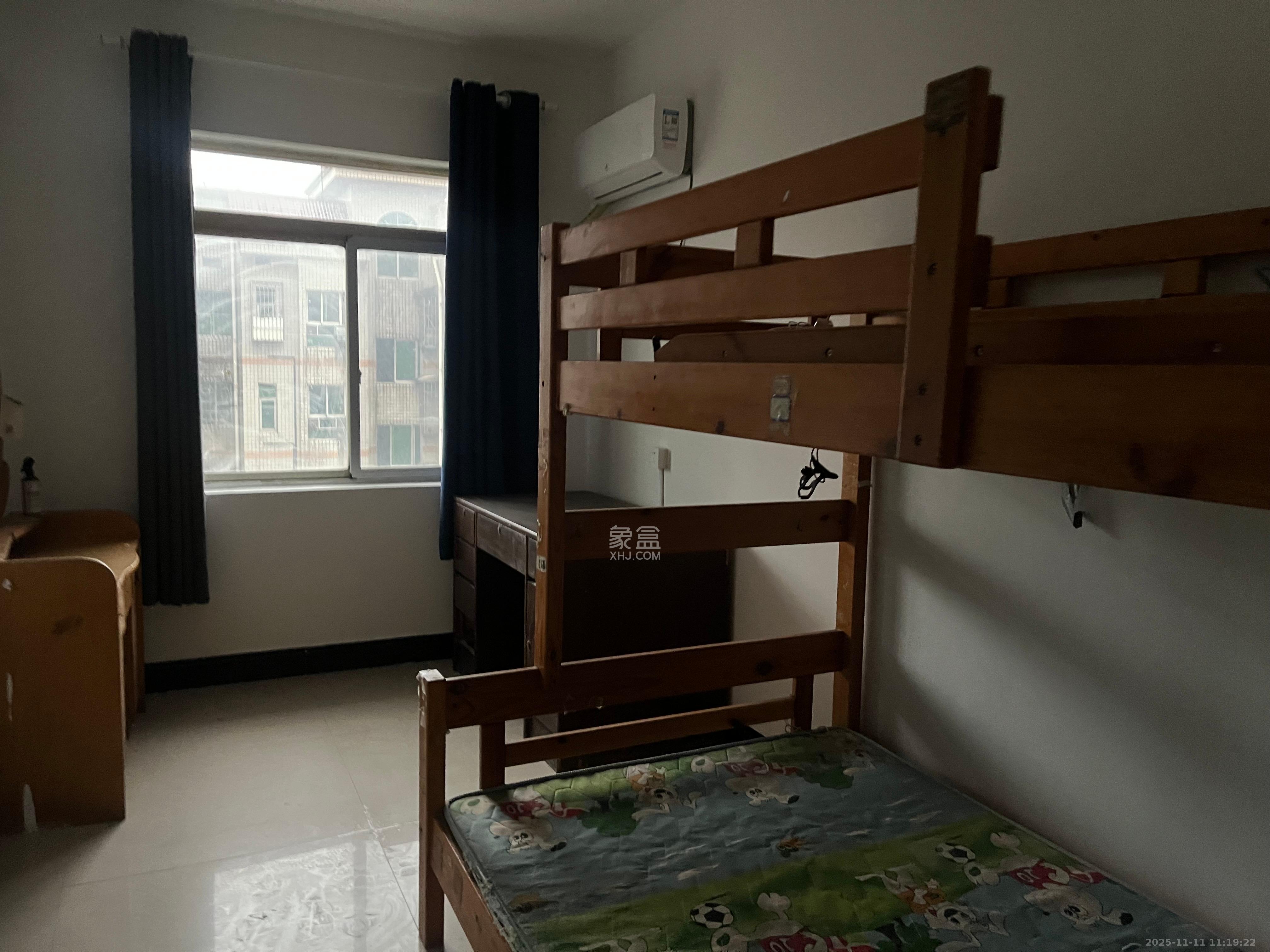 友谊社区(安置区、别墅区) 3室2厅1卫 1680.0元/月 友谊社区(安置区、别墅区) 3室2厅1卫 1680.0元/月室内图