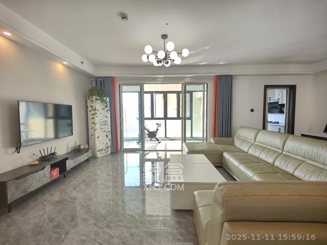 北辰三角洲E7区  4室2厅2卫    6000.0元/月