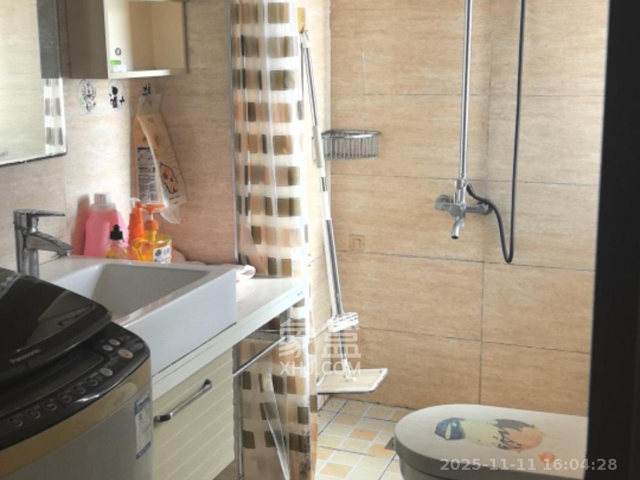 世嘉国际华城  2室1厅1卫    2000.0元/月室内图