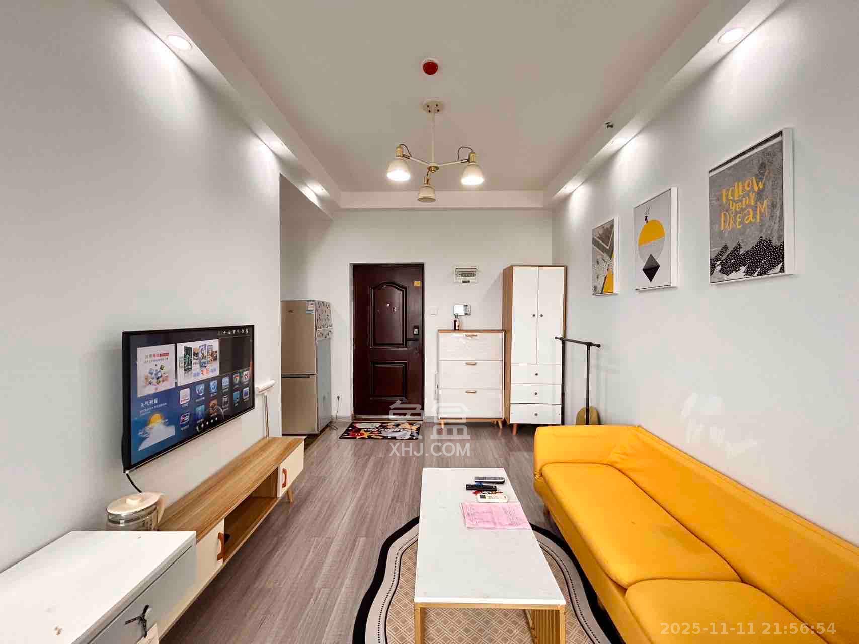 荣悦台  1室1厅1卫    2000.0元/月