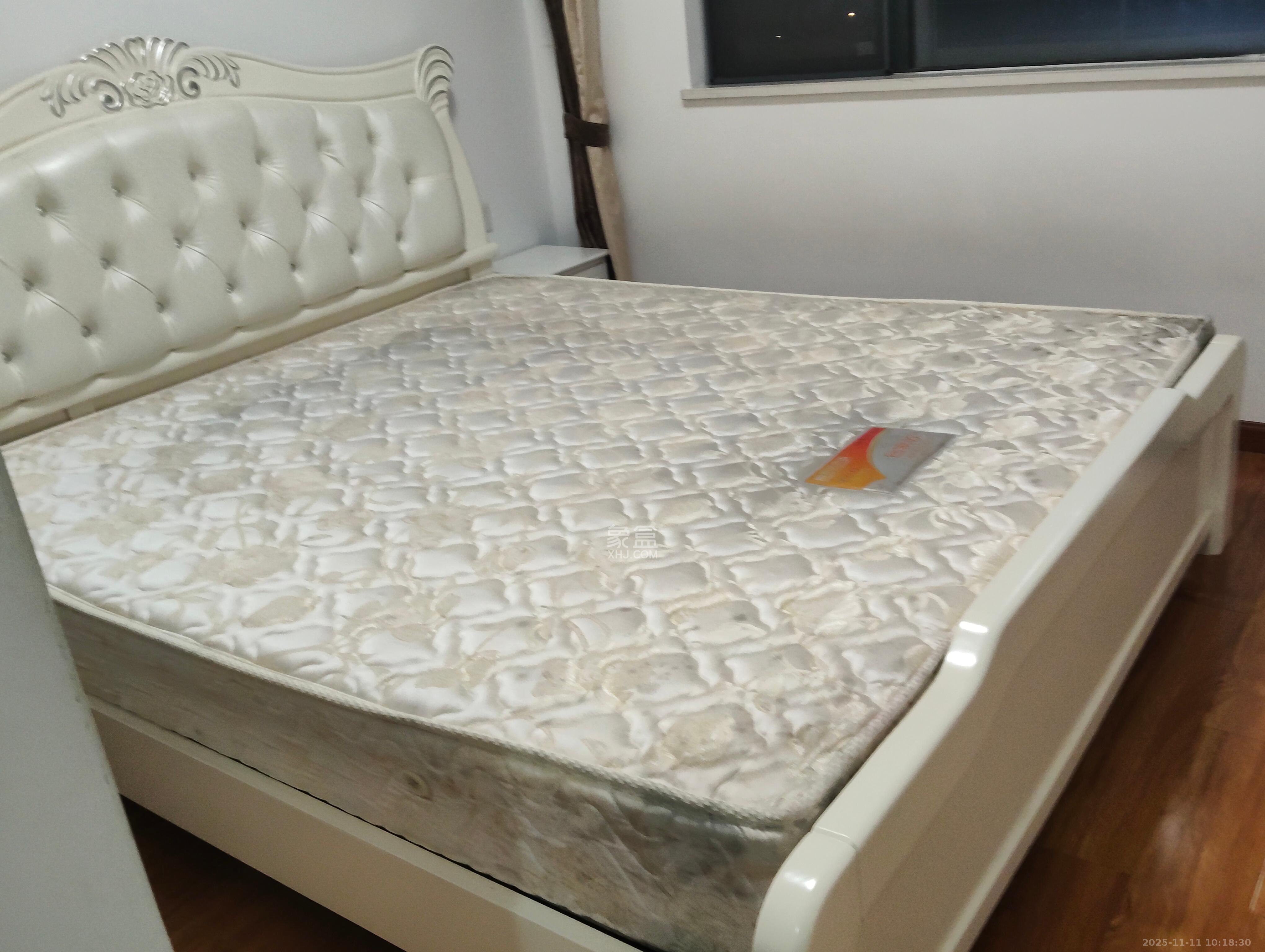 好莱城(弘德西街) 1室0厅0卫 2000.0元/月 好莱城(弘德西街) 1室0厅0卫 2000.0元/月室内图