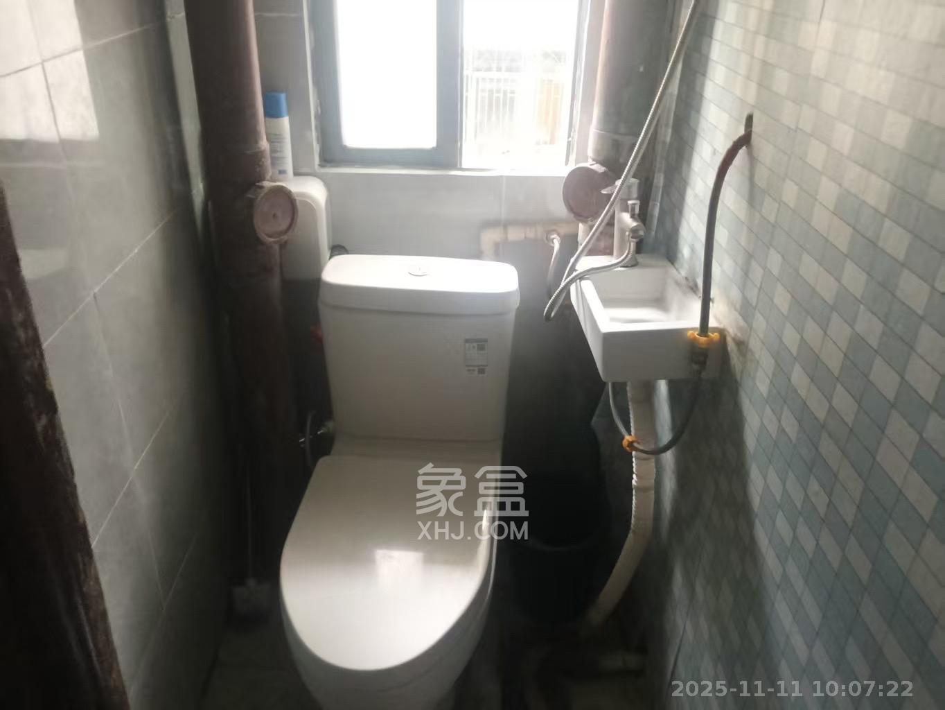 楚湘街一条巷散盘 2室1厅1卫 1400.0元/月 楚湘街一条巷散盘 2室1厅1卫 1400.0元/月室内图