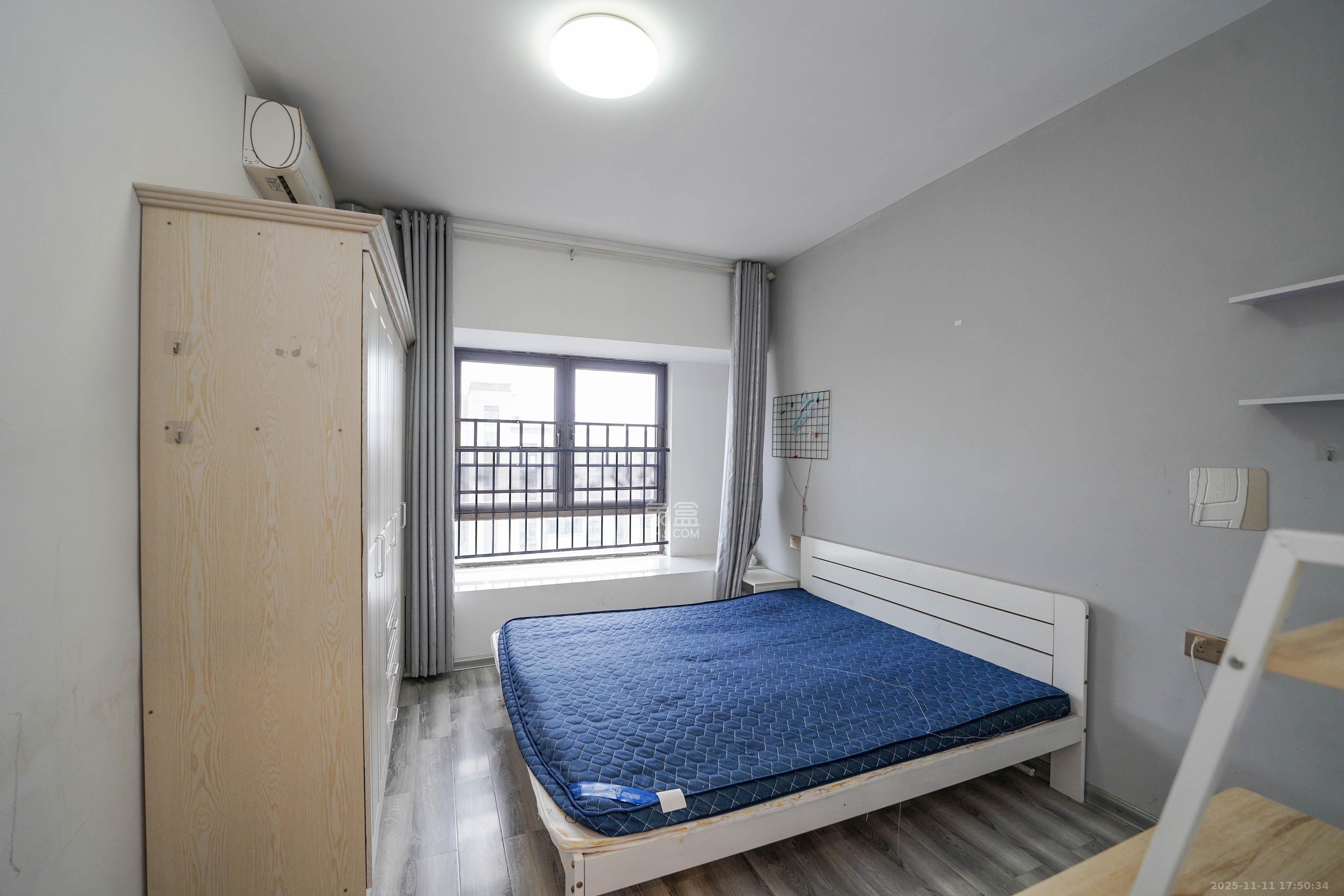 碧桂园公园壹号（凯怡茗苑）  3室2厅1卫    68.0万卧室