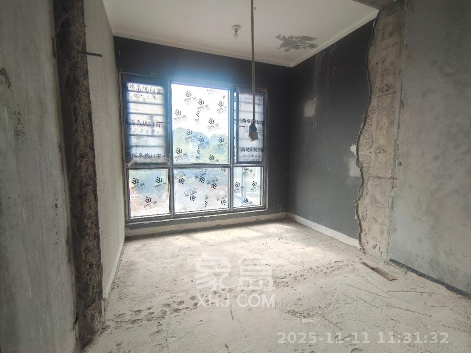 金辉优步星樾  4室2厅2卫    1200.0元/月室内图