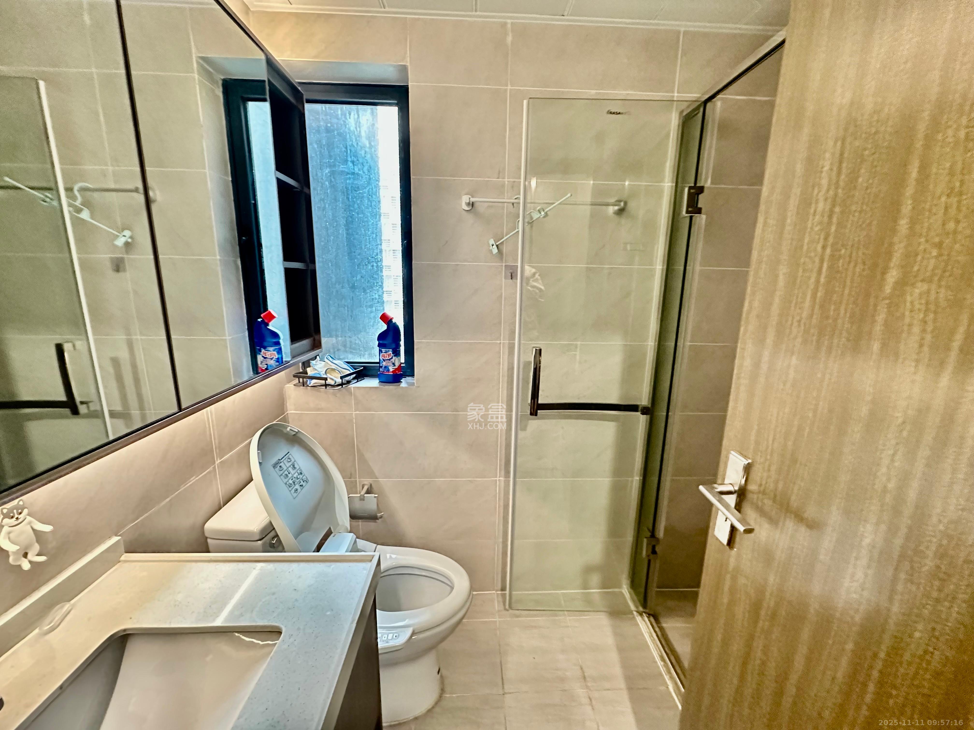 滨江府1913 4室2厅2卫 4800.0元/月 滨江府1913 4室2厅2卫 4800.0元/月室内图