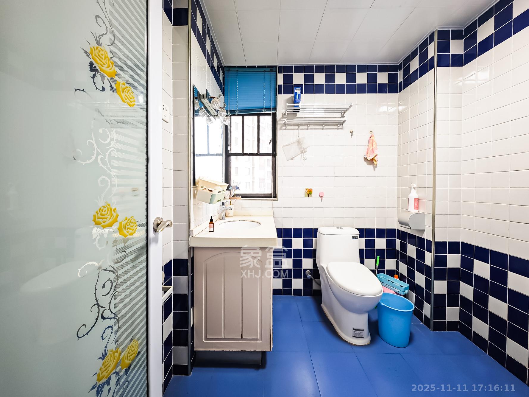 恒鑫山水卿卿  3室2厅2卫    88.0万卫生间