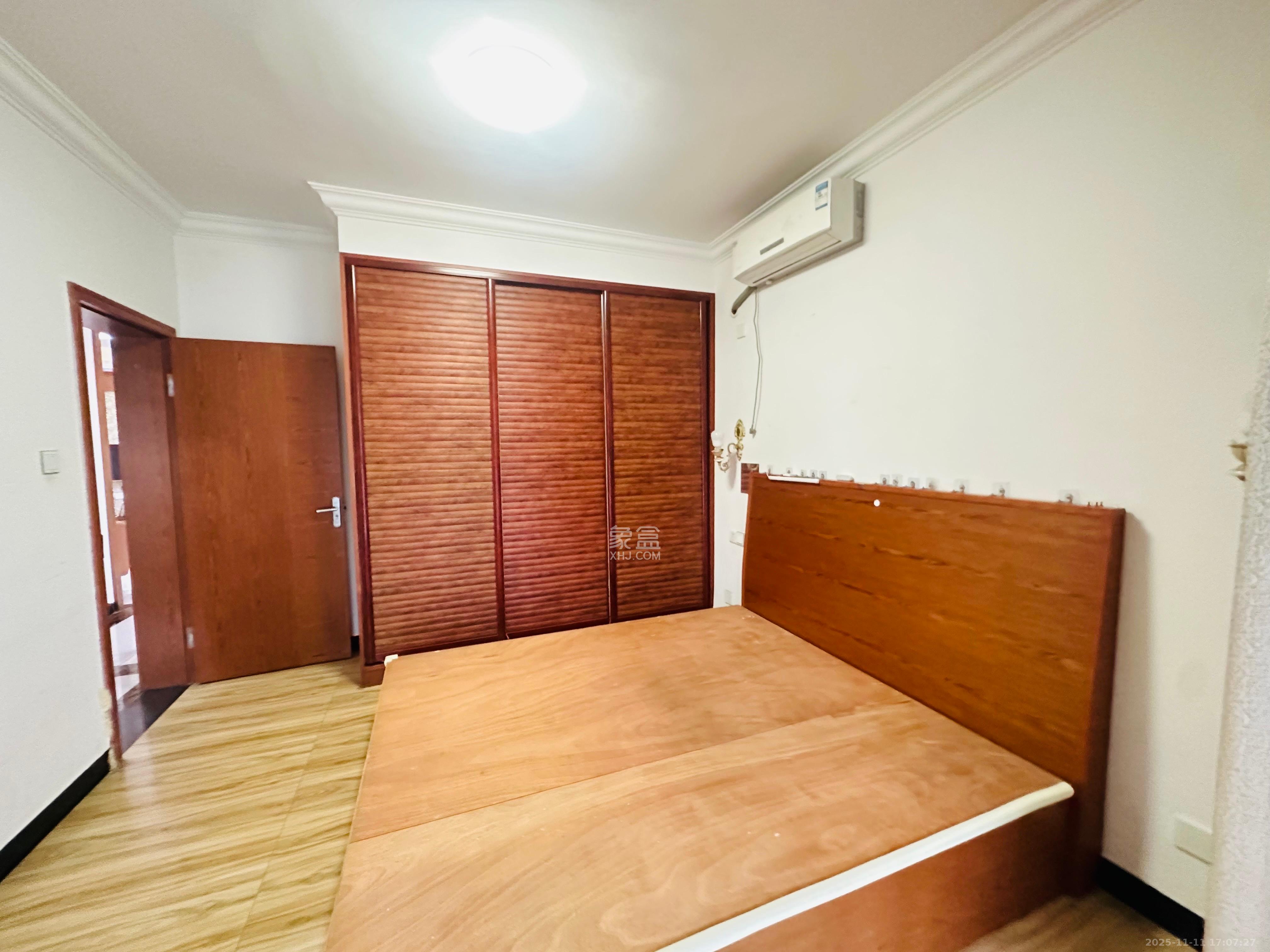 茶山馨苑  2室2厅1卫    2300.0元/月室内图