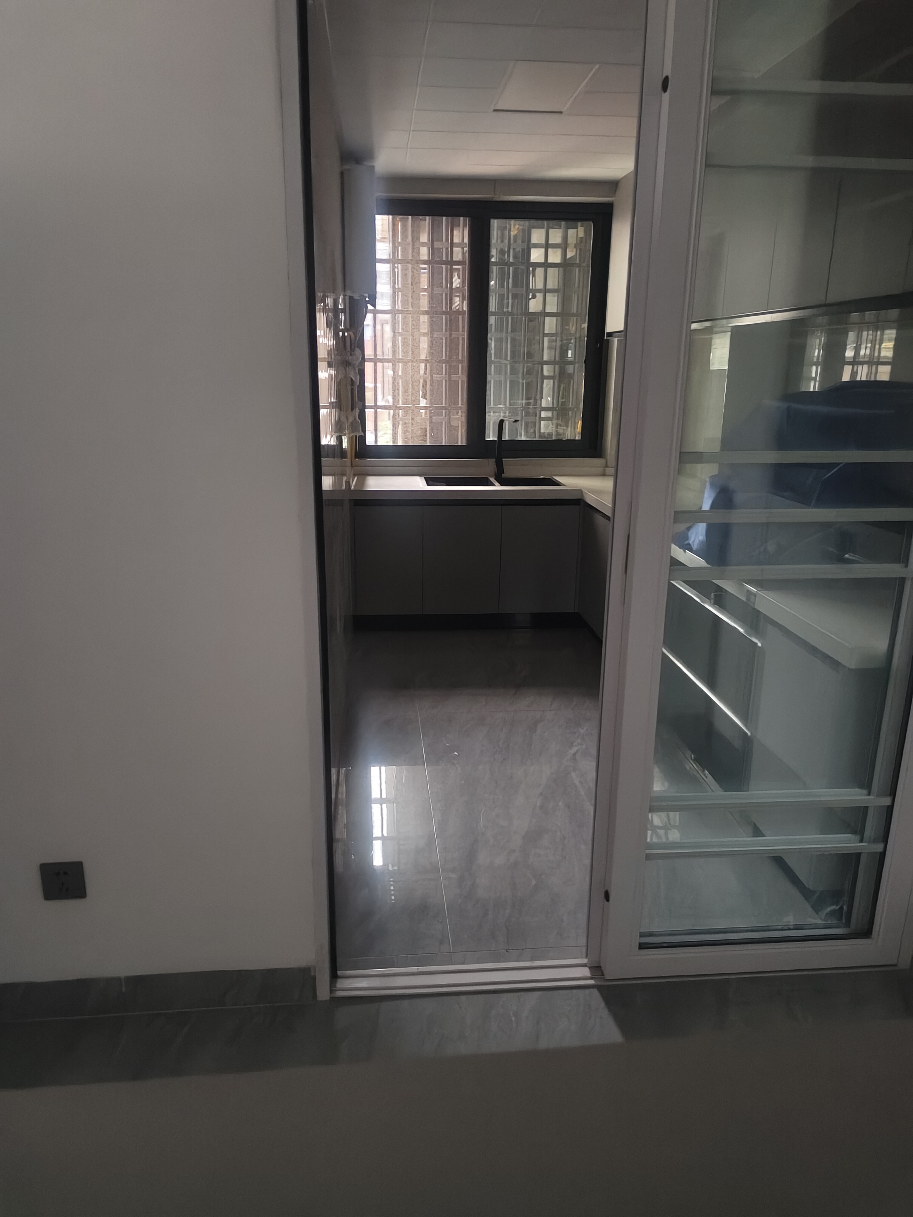 桂花园  3室2厅1卫    1200.0元/月室内图