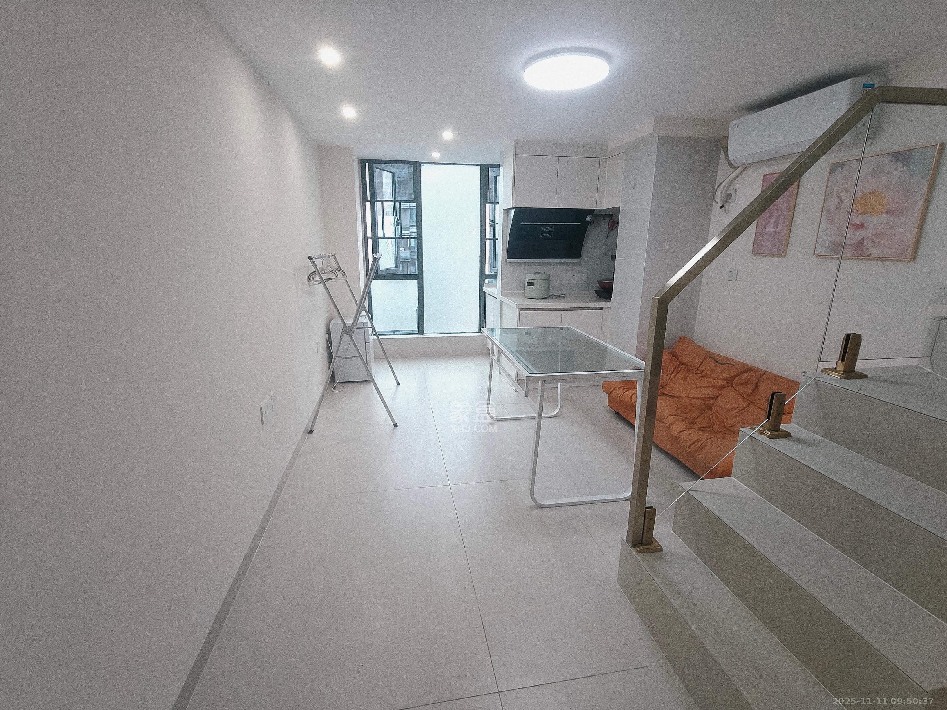 卓越伊景苑 1室0厅0卫 1650.0元/月 卓越伊景苑 1室0厅0卫 1650.0元/月室内图