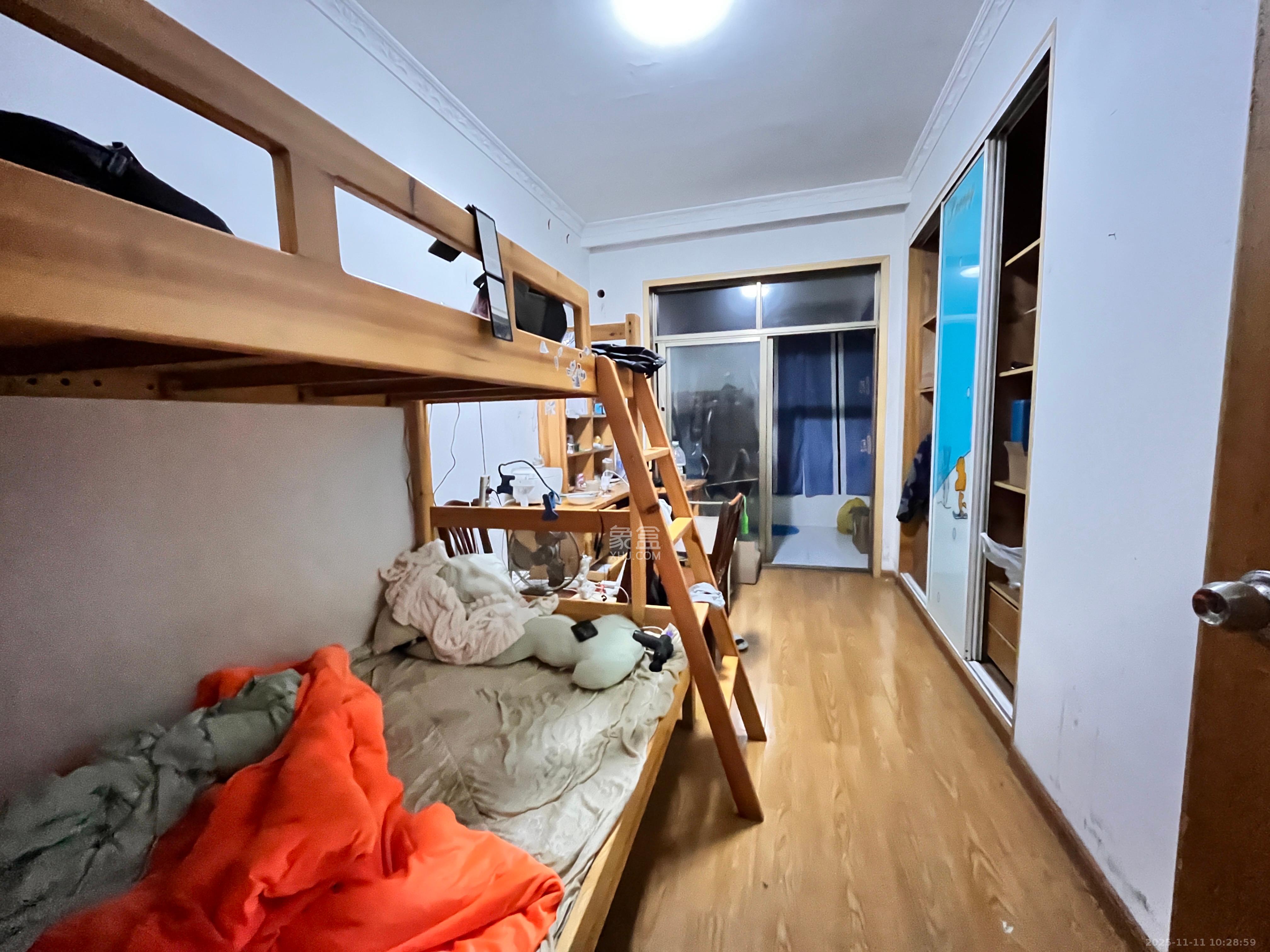 芙蓉区规划局宿舍 2室2厅1卫 1600.0元/月 芙蓉区规划局宿舍 2室2厅1卫 1600.0元/月室内图