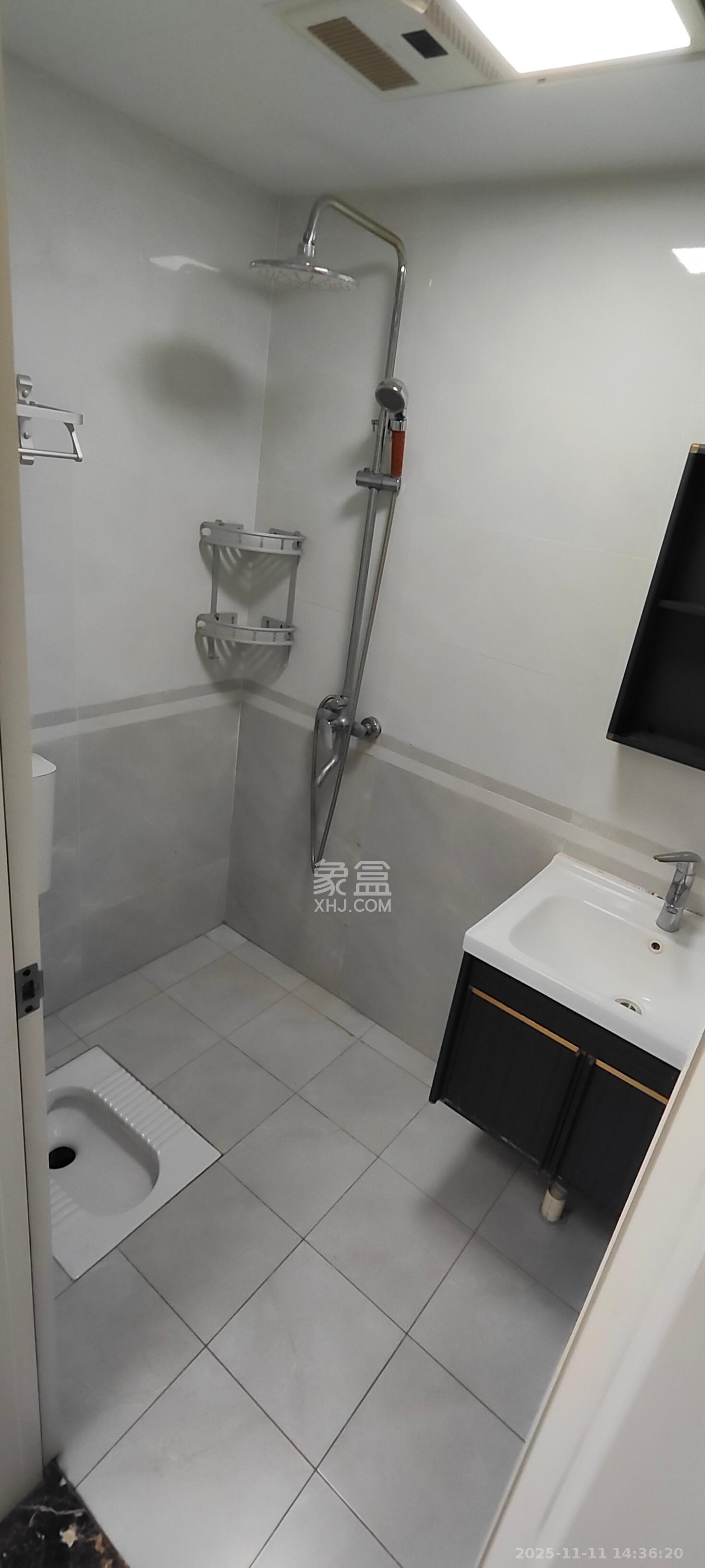 龙湖湘江星座（祺鑫星座公寓）  1室1厅1卫    1400.0元/月室内图