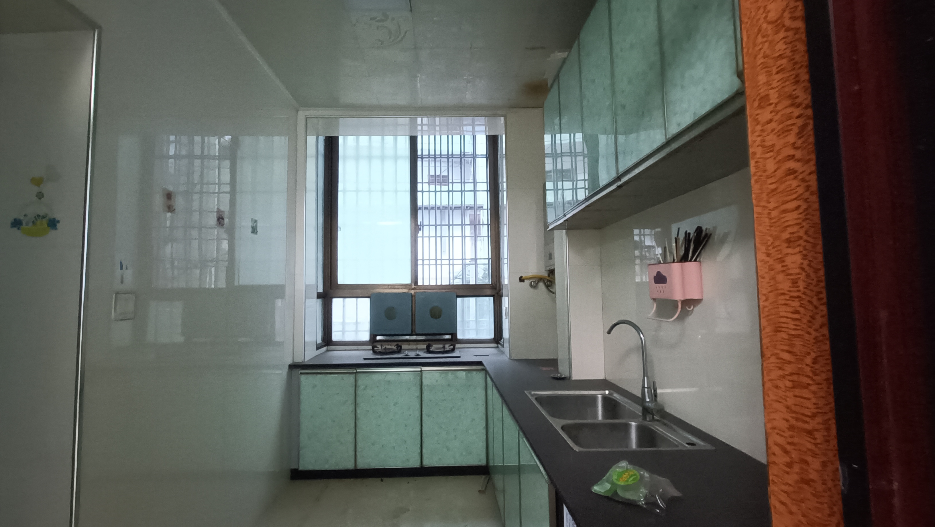 冶金局小区  3室2厅2卫    1200.0元/月室内图