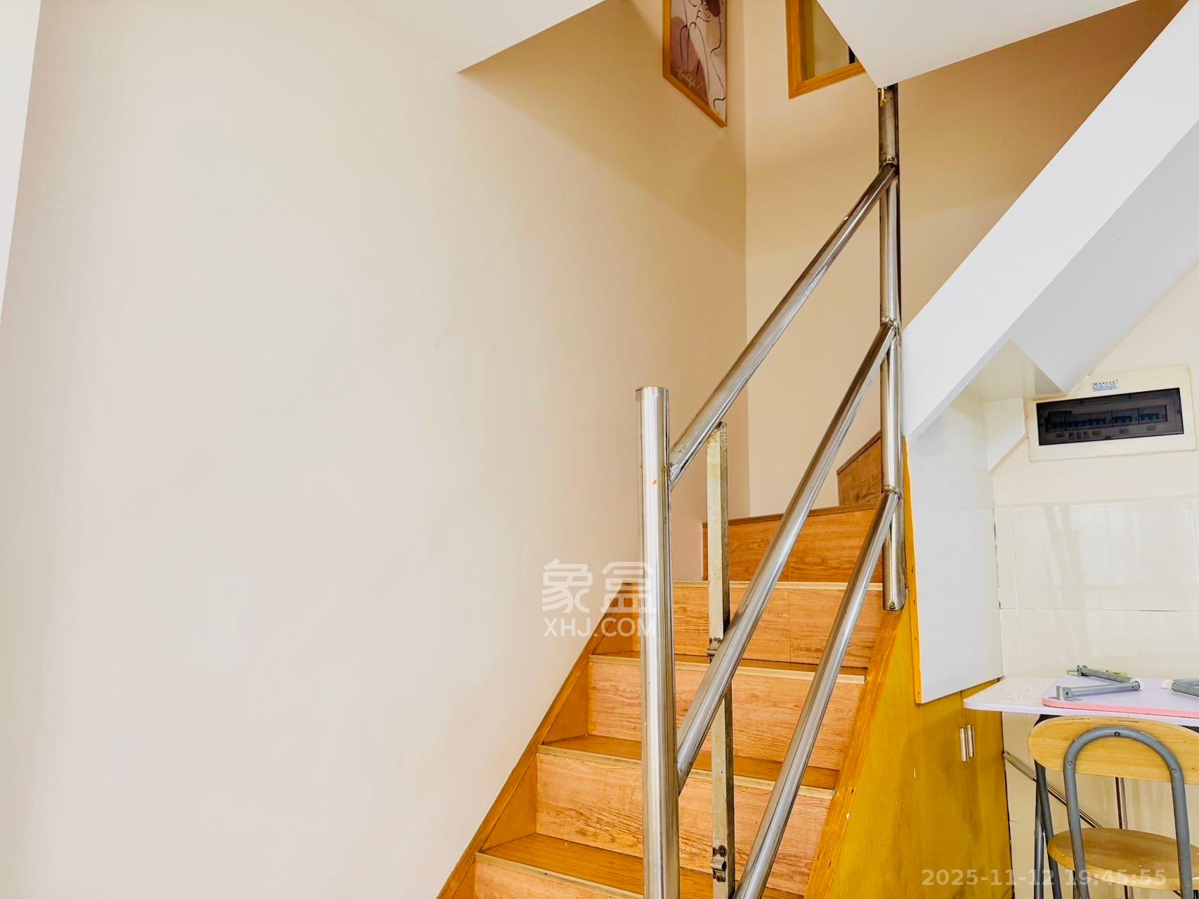 融圣国际  2室1厅1卫    2100.0元/月