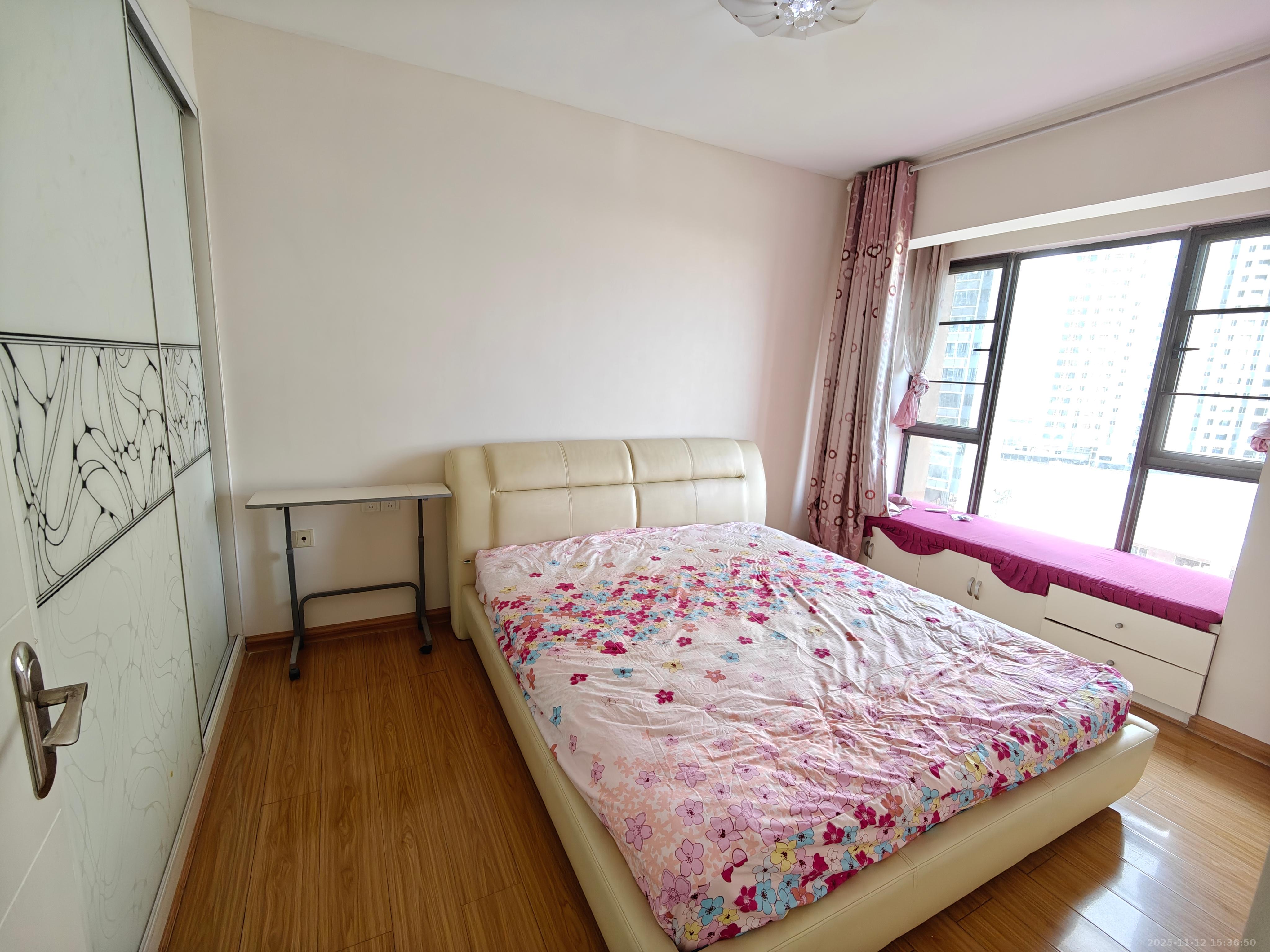 佳兆业金域天下二期 3室2厅1卫 1500.0元/月 佳兆业金域天下二期 3室2厅1卫 1500.0元/月室内图