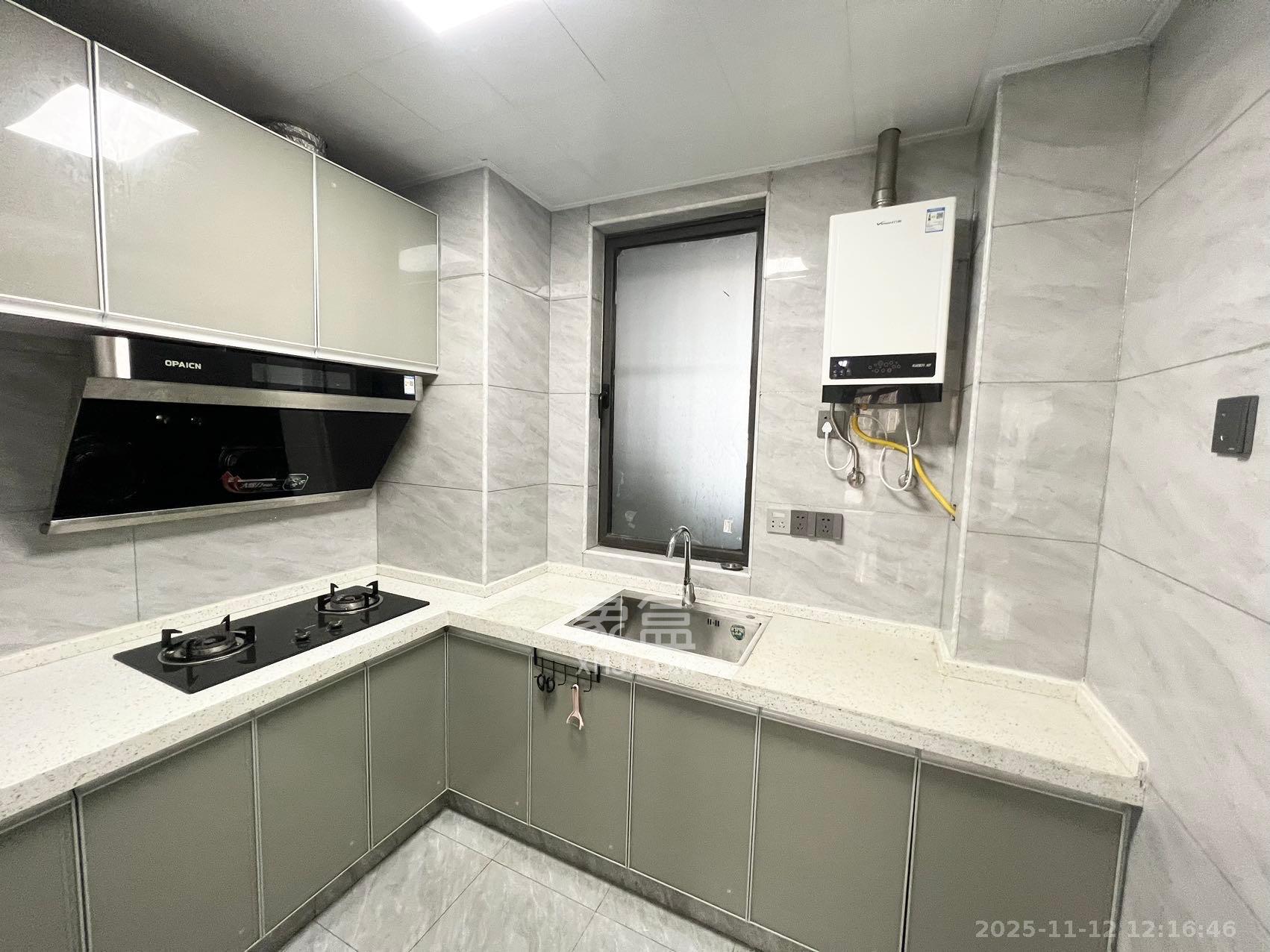 东合新苑  2室2厅1卫    2000.0元/月室内图