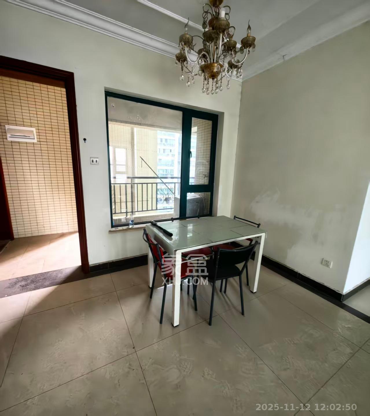 恒大城 3室2厅2卫 2000.0元/月 恒大城 3室2厅2卫 2000.0元/月室内图