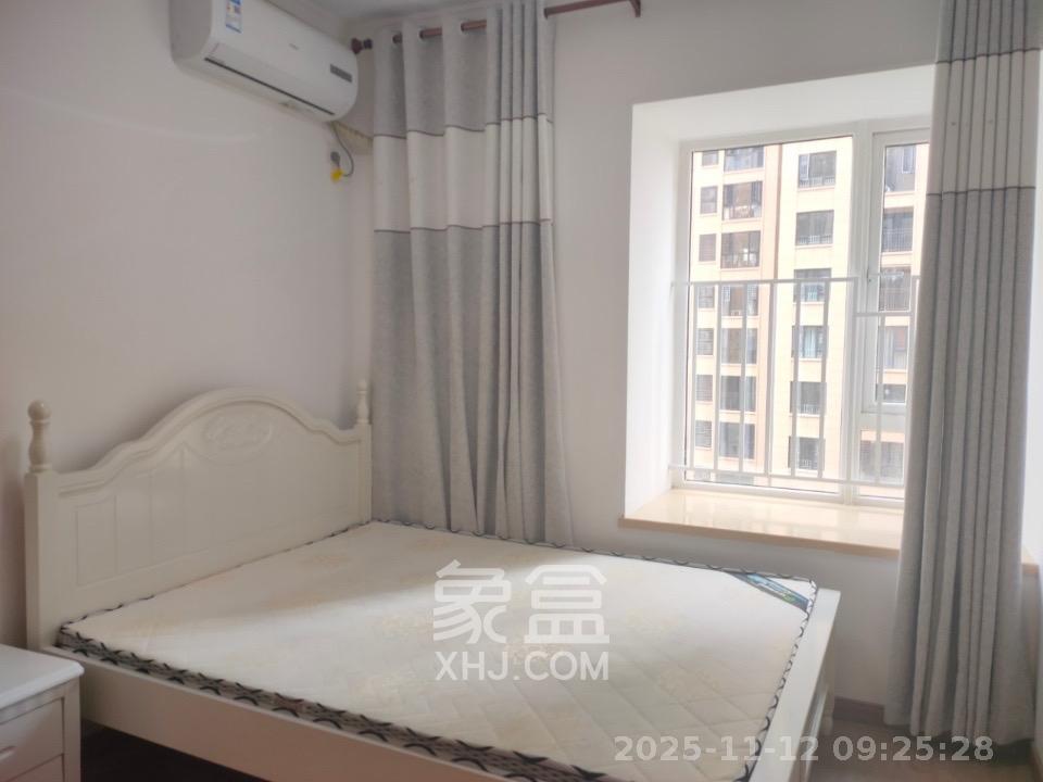 金地铂悦  4室2厅2卫    2700.0元/月室内图