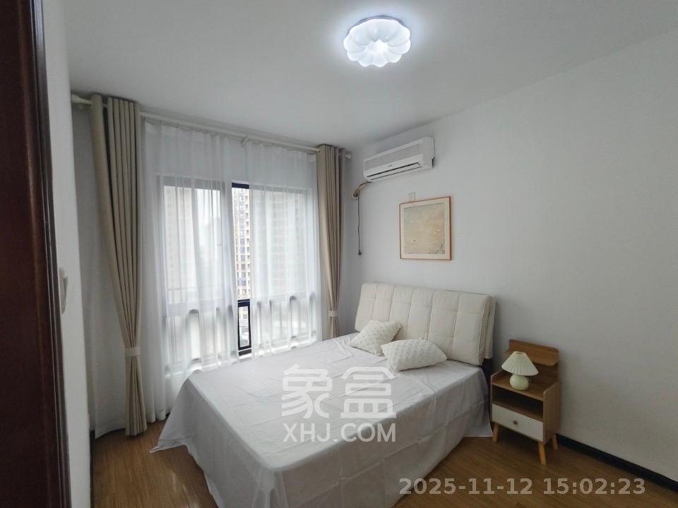 达美D6区  2室1厅1卫    2500.0元/月室内图