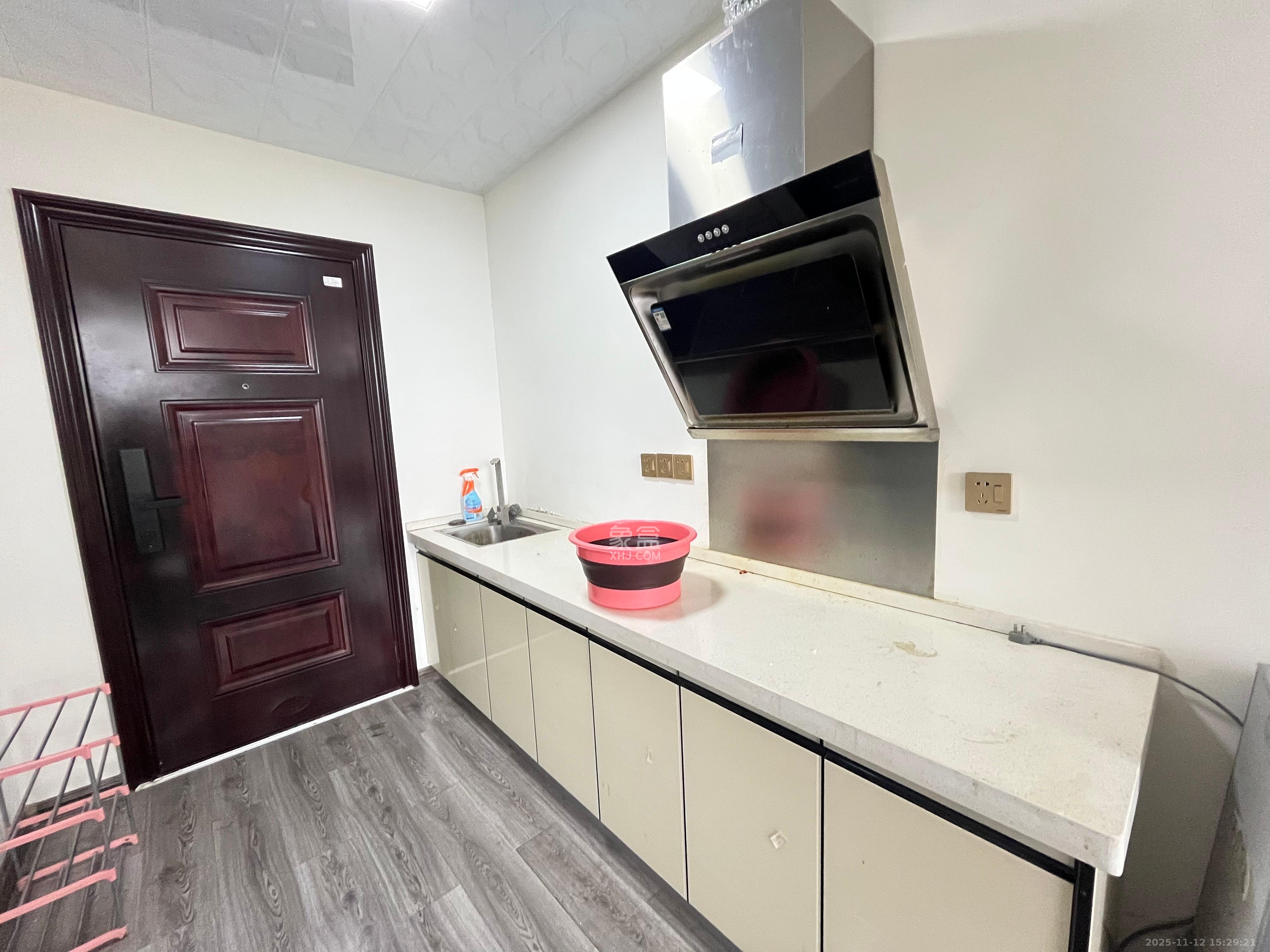 明大佳园 1室1厅1卫 1600.0元/月 明大佳园 1室1厅1卫 1600.0元/月室内图